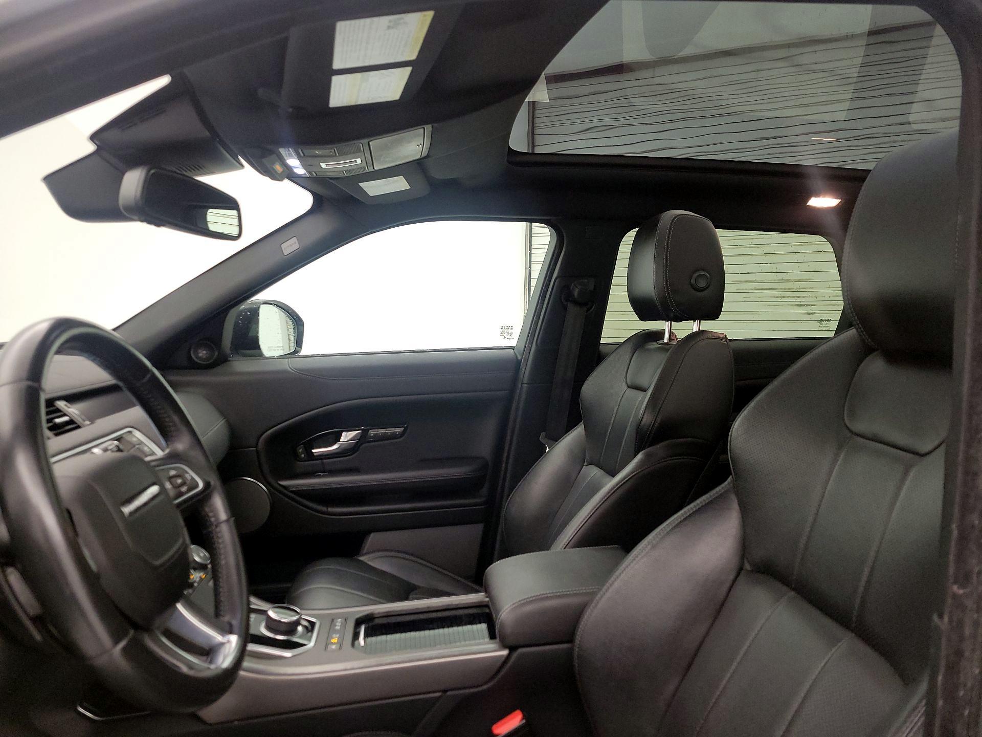 Thumbnail: 2019 Land Rover Range Rover Evoque - 19