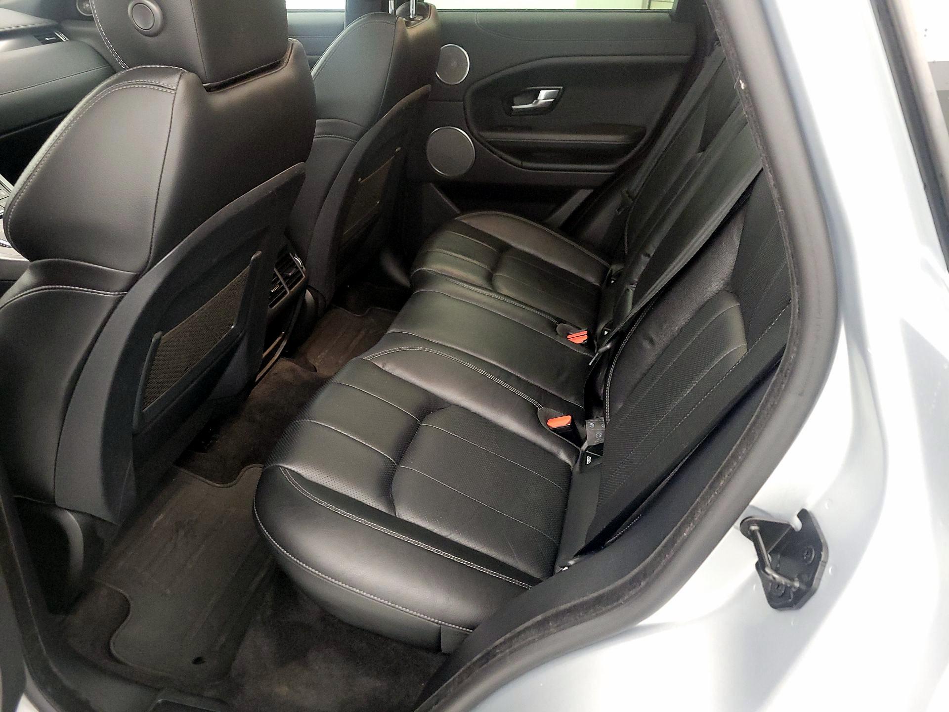 Thumbnail: 2019 Land Rover Range Rover Evoque - 20