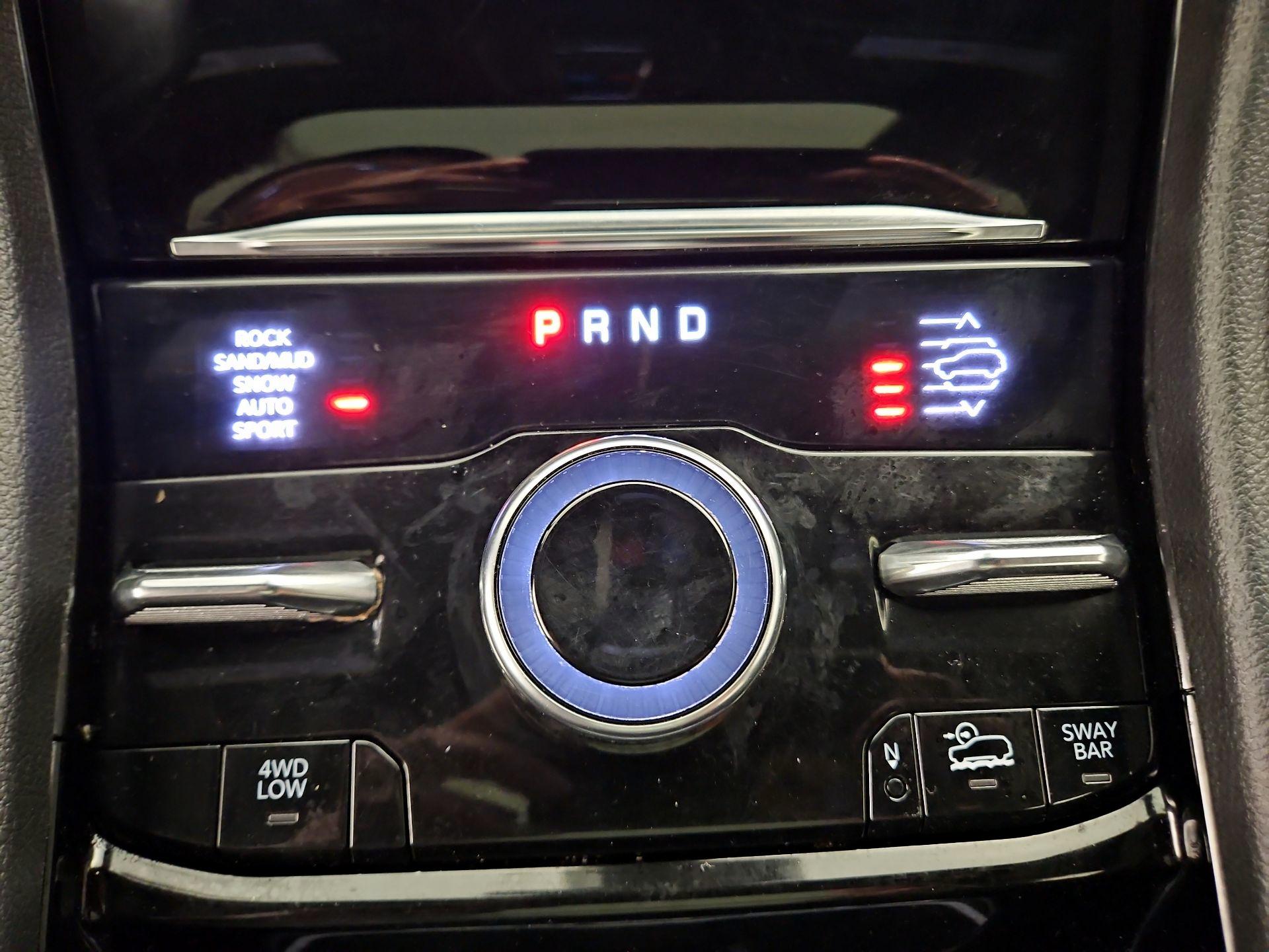 Thumbnail: 2022 Jeep Grand Cherokee - 18
