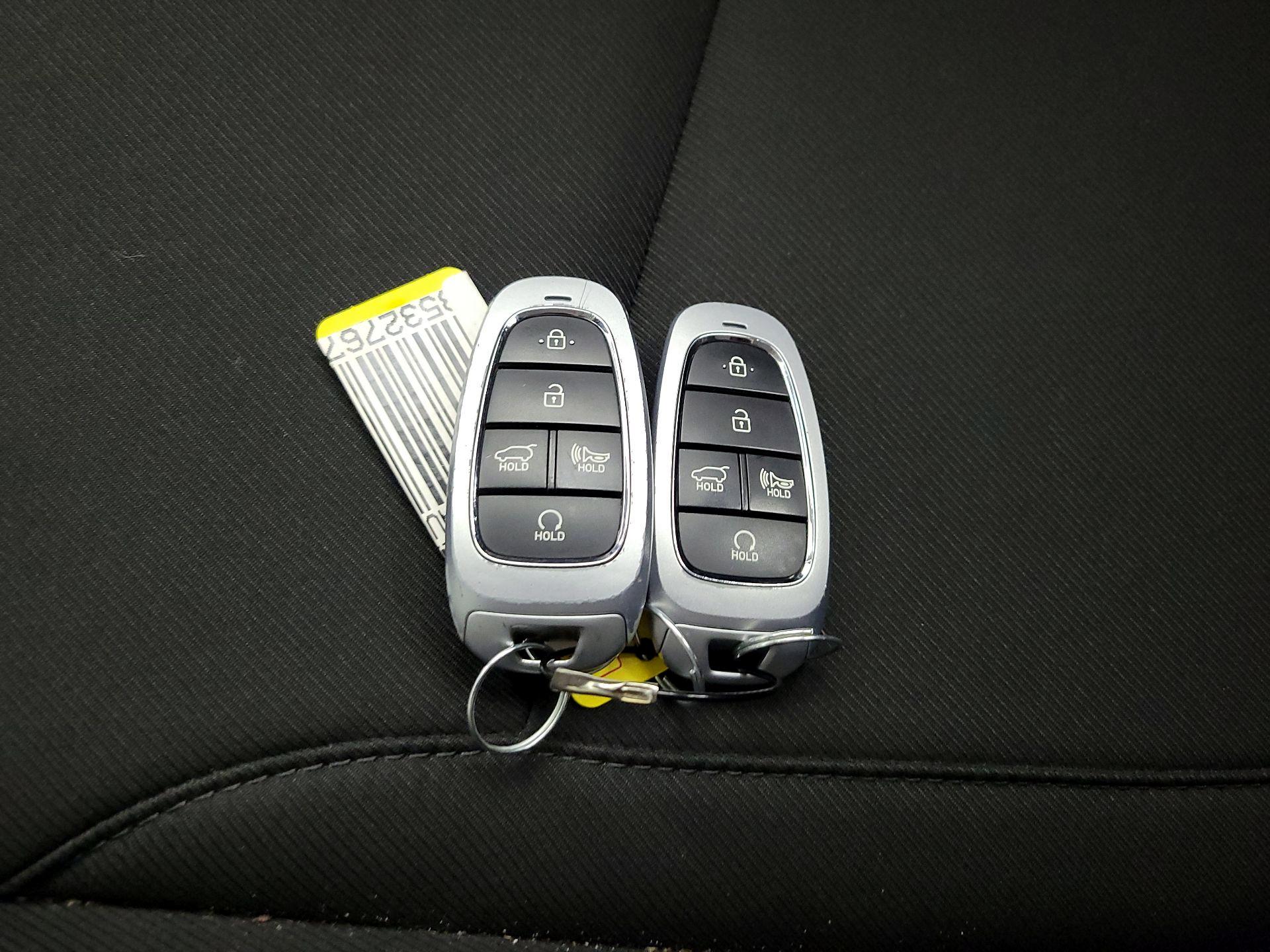 Thumbnail: 2022 Hyundai Tucson - 18