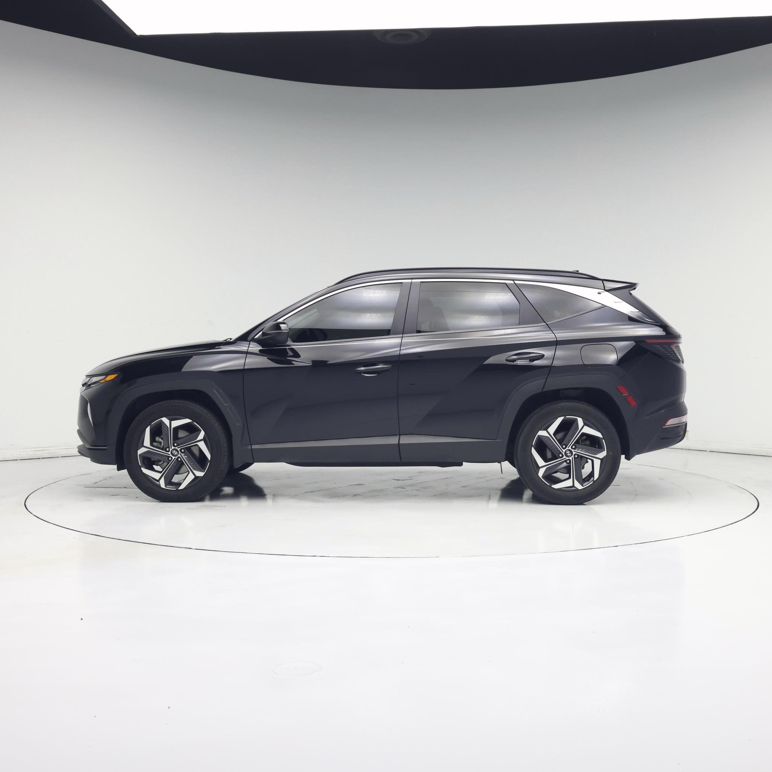 Thumbnail: 2022 Hyundai Tucson - 3