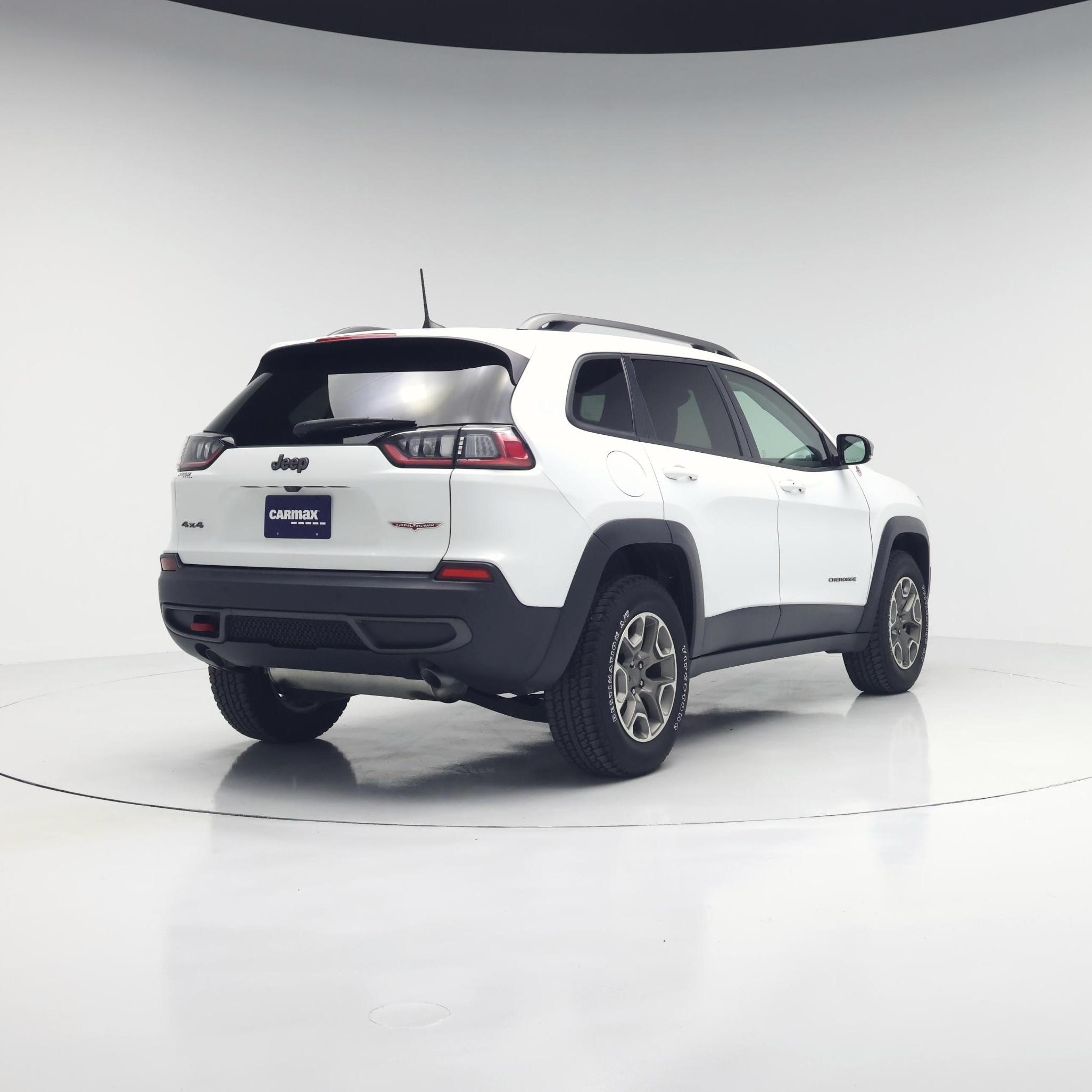 Thumbnail: 2021 Jeep Cherokee - 8