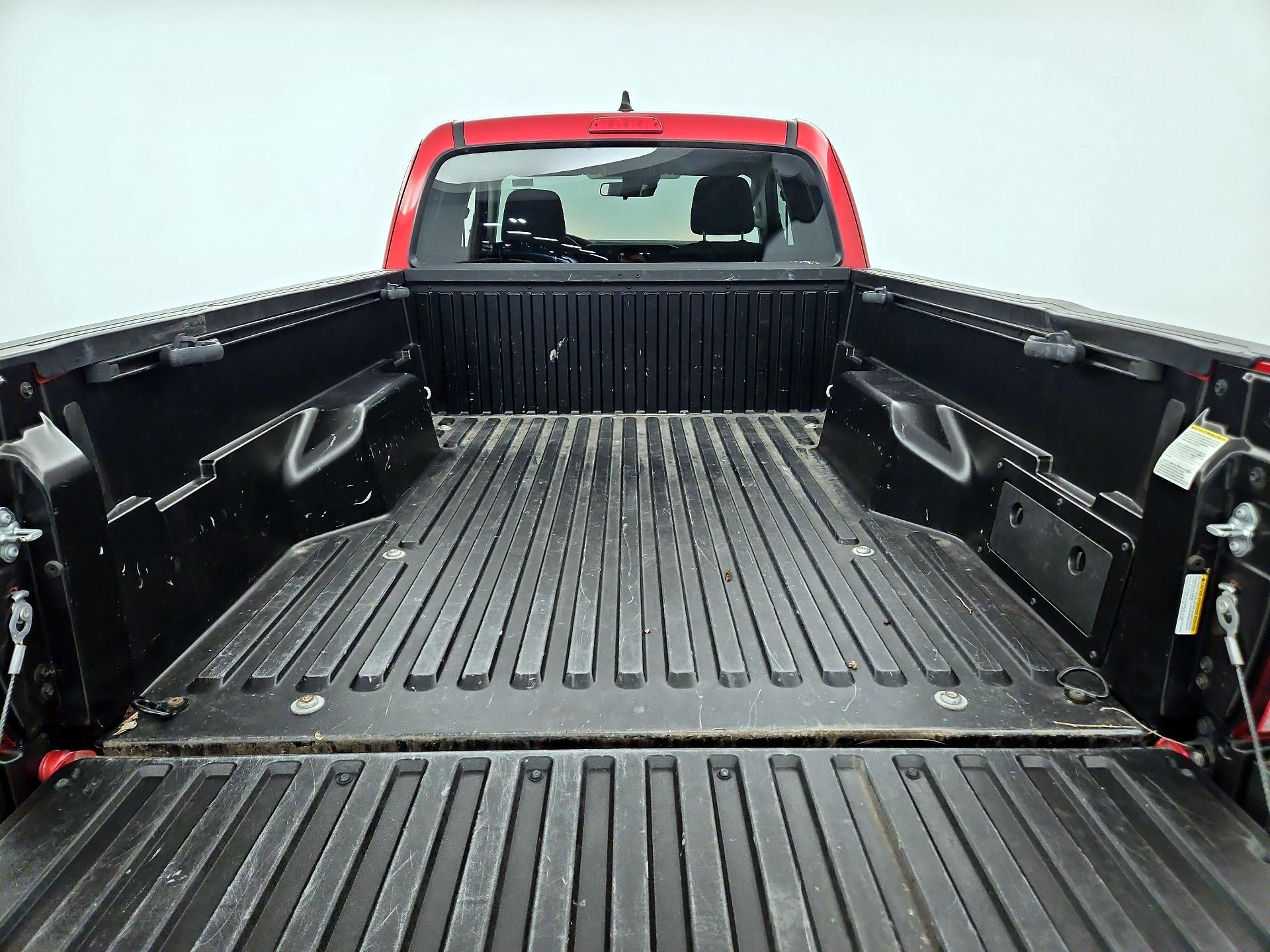 Thumbnail: 2022 Toyota Tacoma - 20