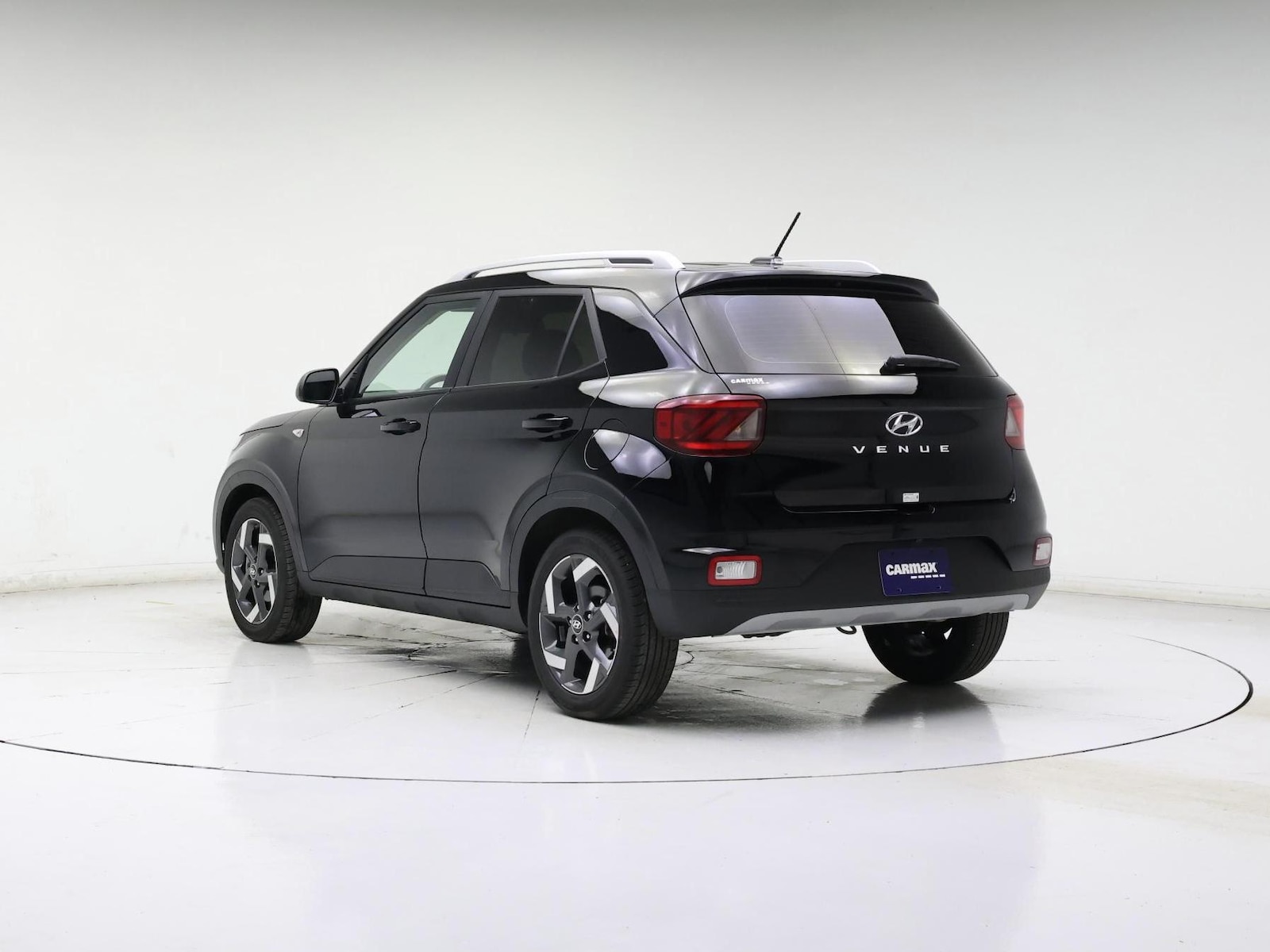 2026 Hyundai Venue SEL - Photo 2