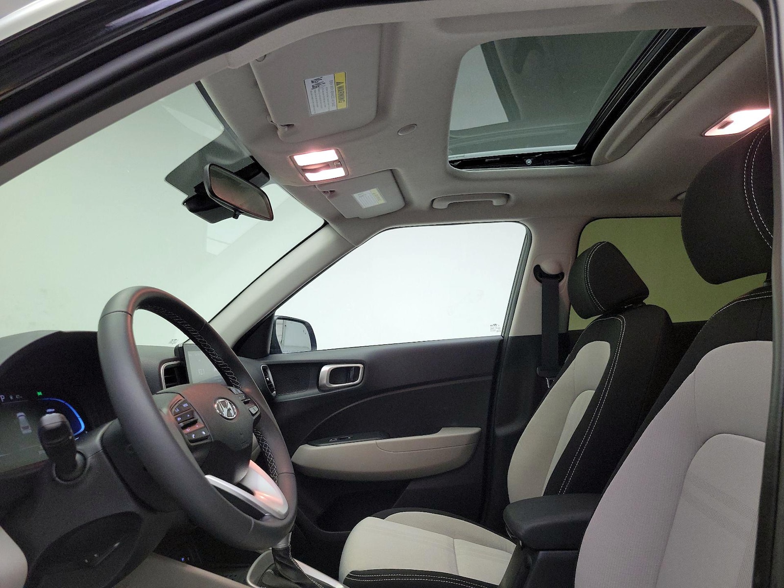 2026 Hyundai Venue SEL - Photo 20