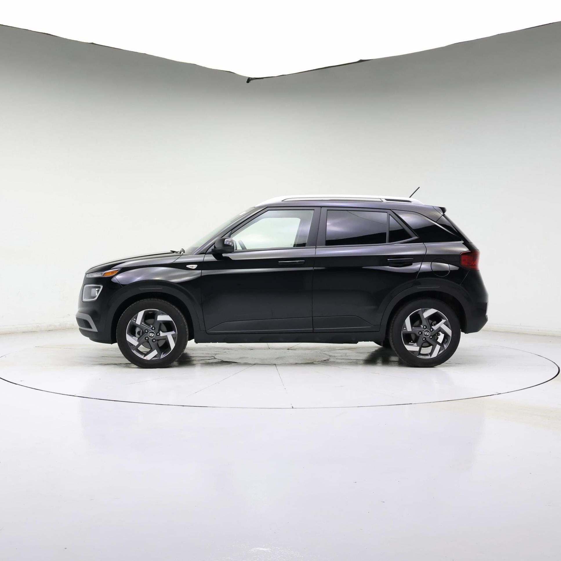 Thumbnail: 2026 Hyundai Venue - 7