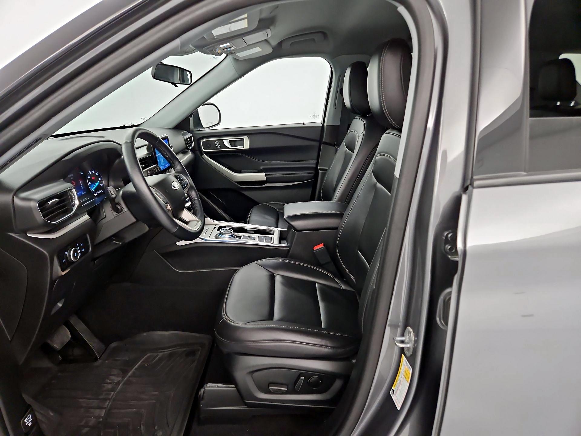 Thumbnail: 2023 Ford Explorer - 11