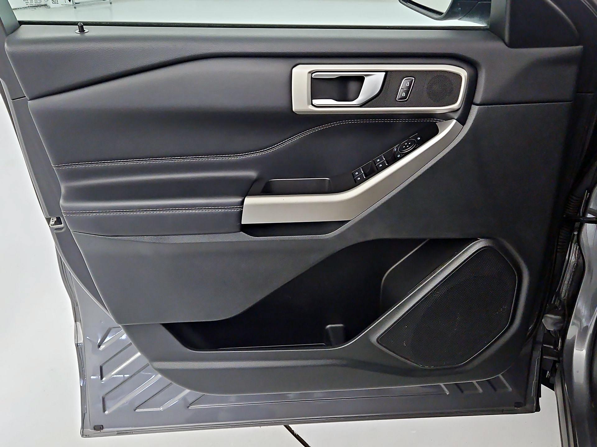 Thumbnail: 2023 Ford Explorer - 12