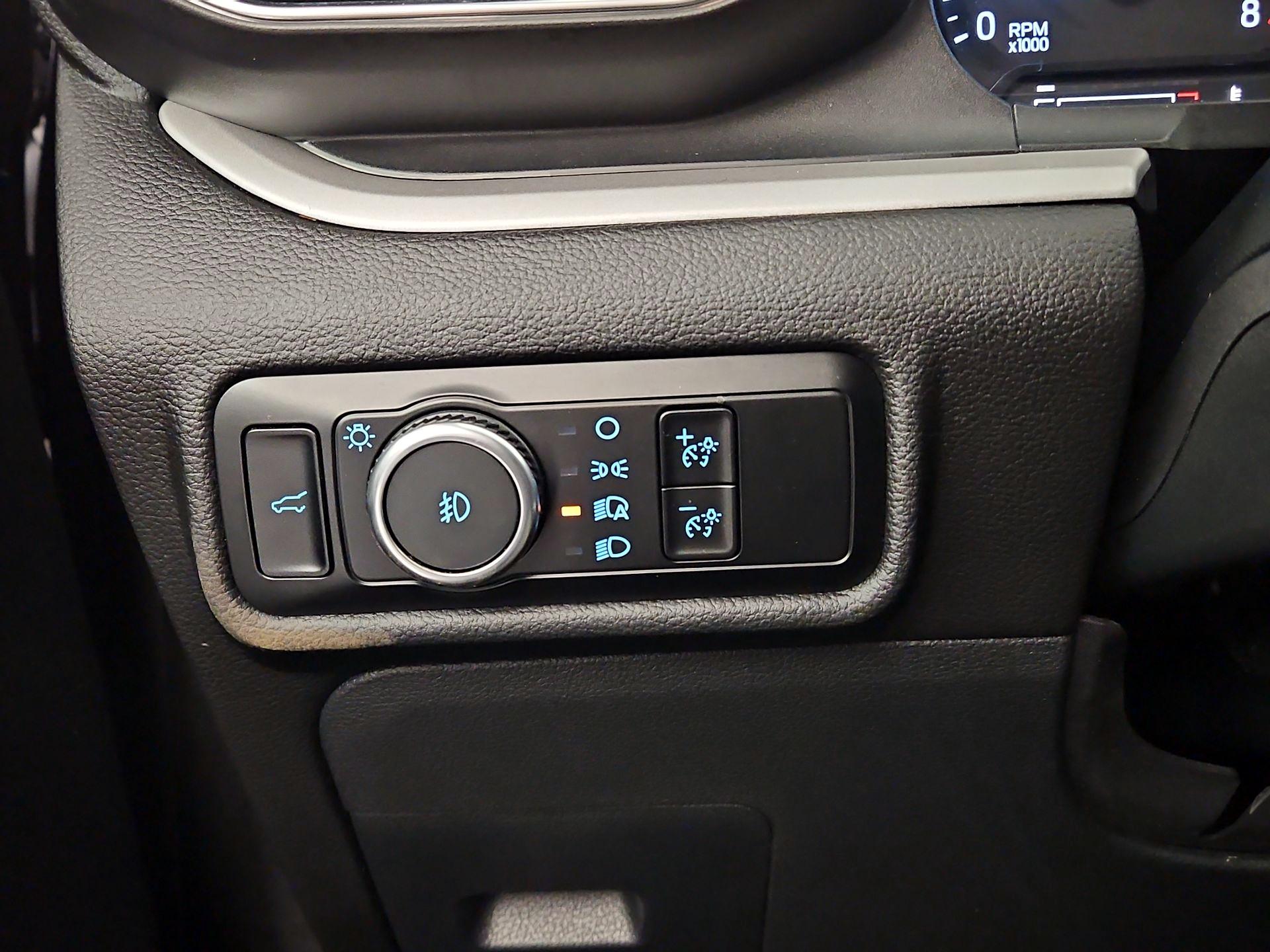 Thumbnail: 2023 Ford Explorer - 13