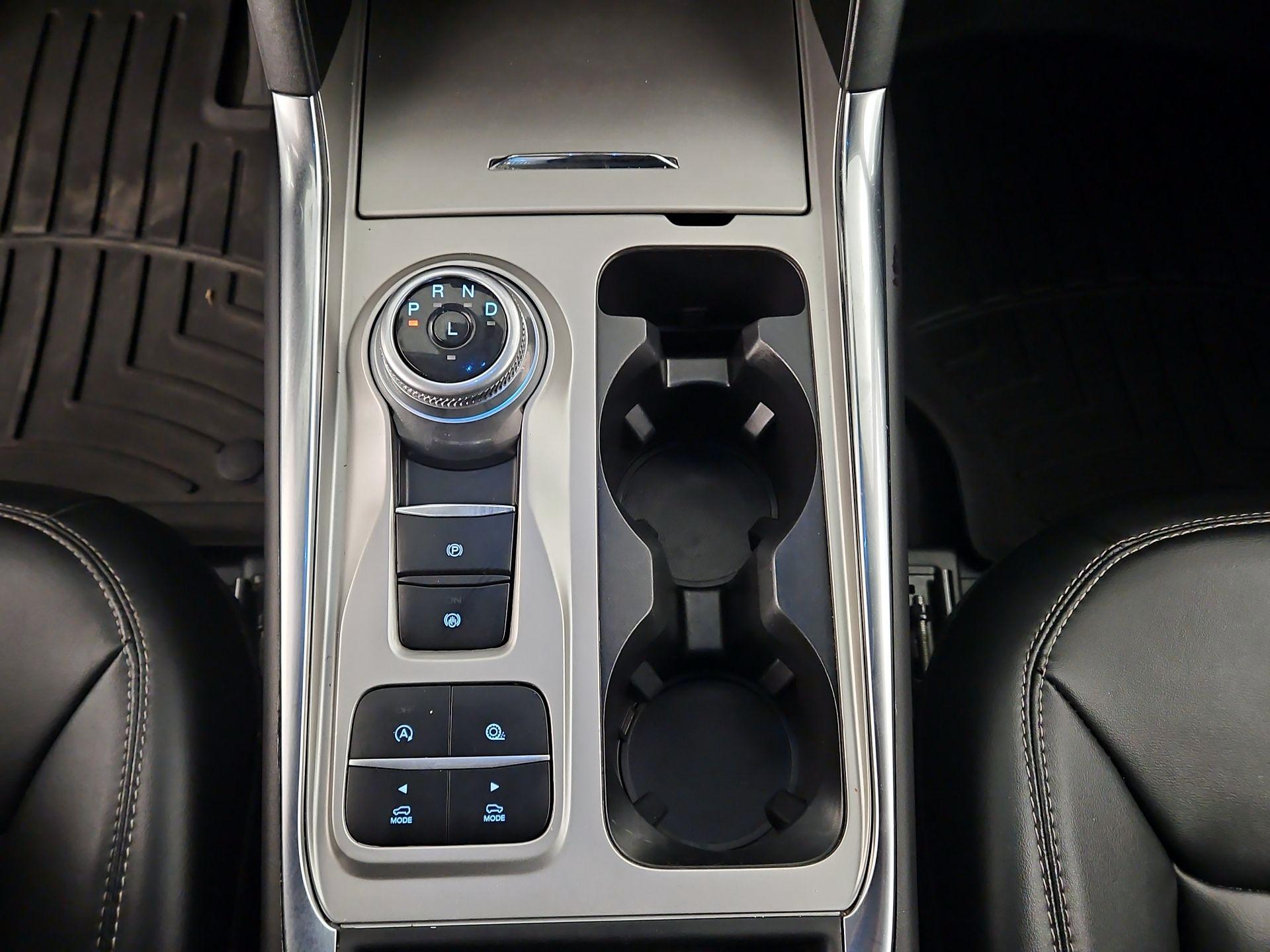 Thumbnail: 2023 Ford Explorer - 18