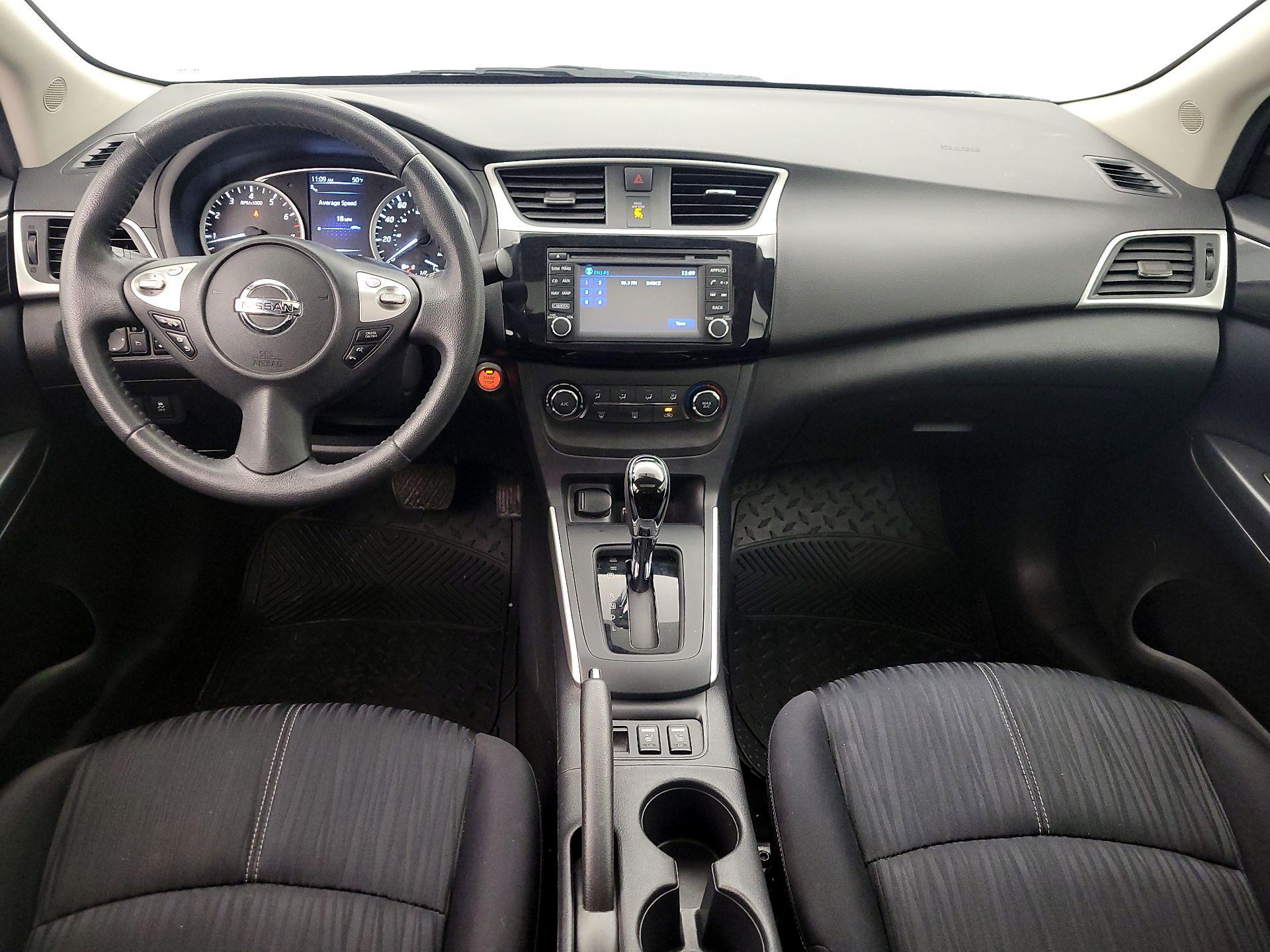 Thumbnail: 2016 Nissan Sentra - 9