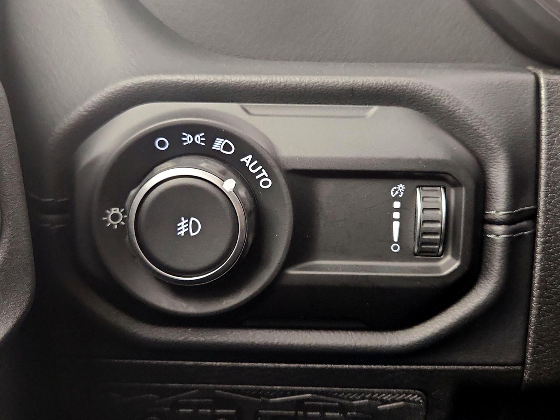 Thumbnail: 2024 Jeep Wrangler - 13