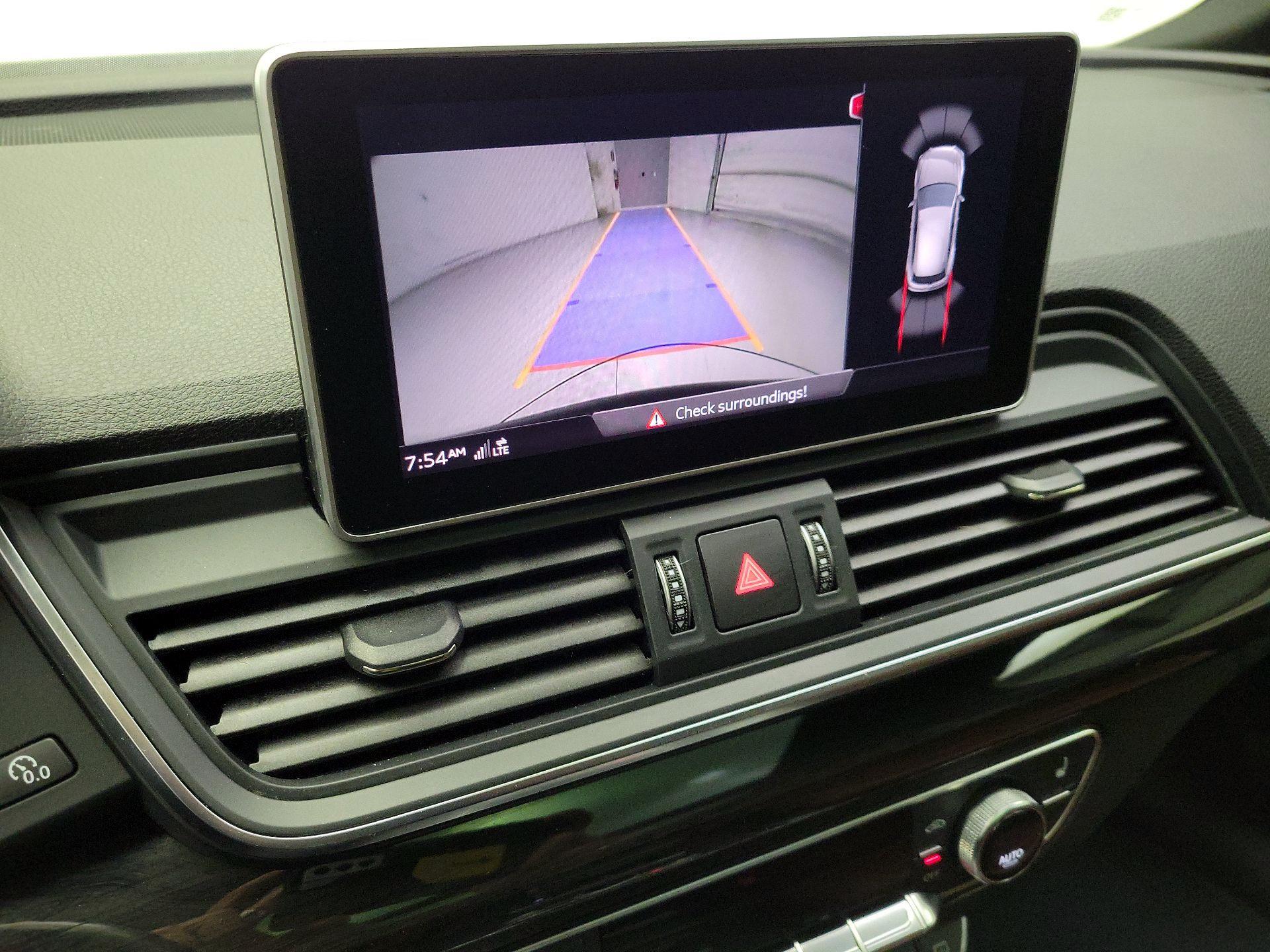 Thumbnail: 2019 Audi Q5 - 15