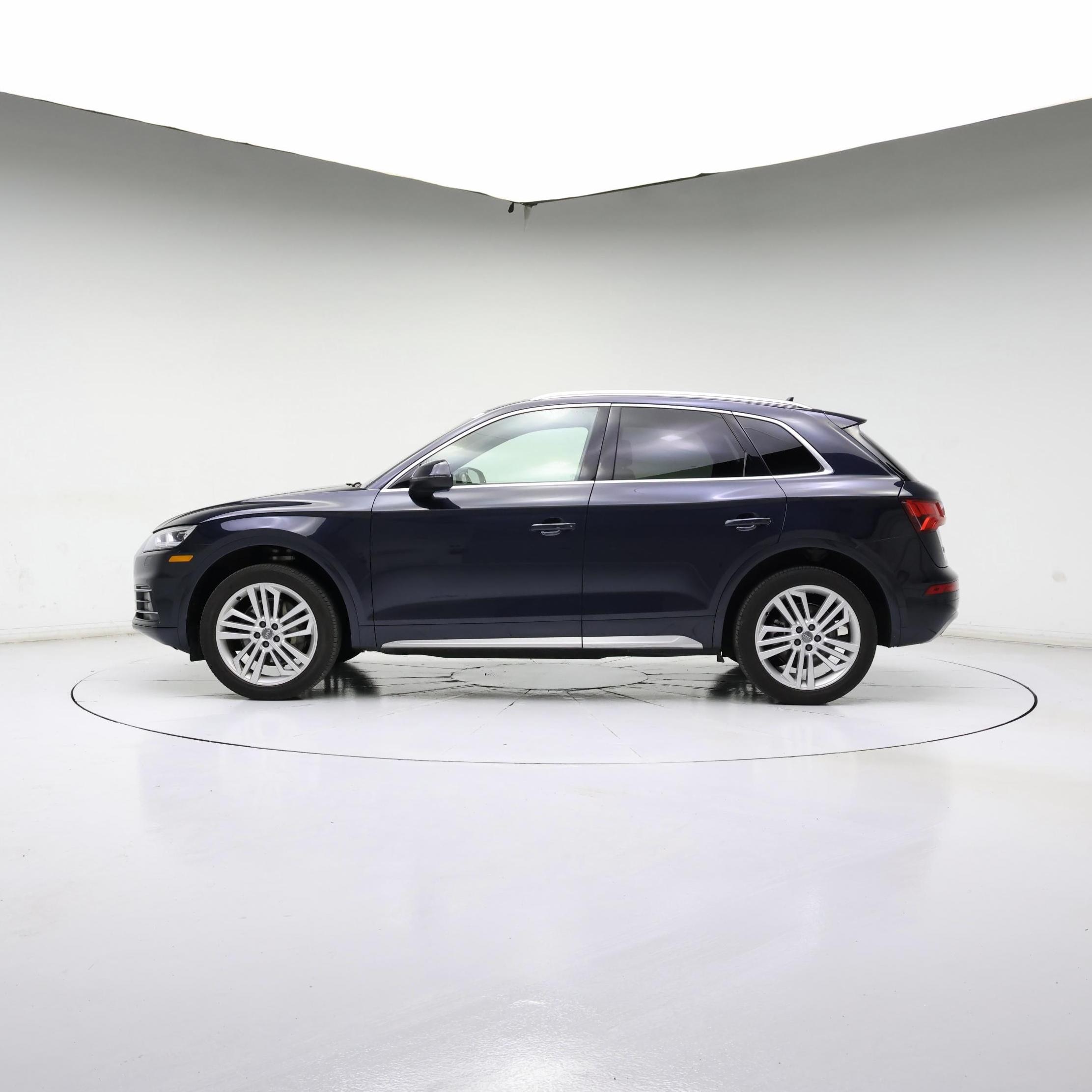 Thumbnail: 2019 Audi Q5 - 3