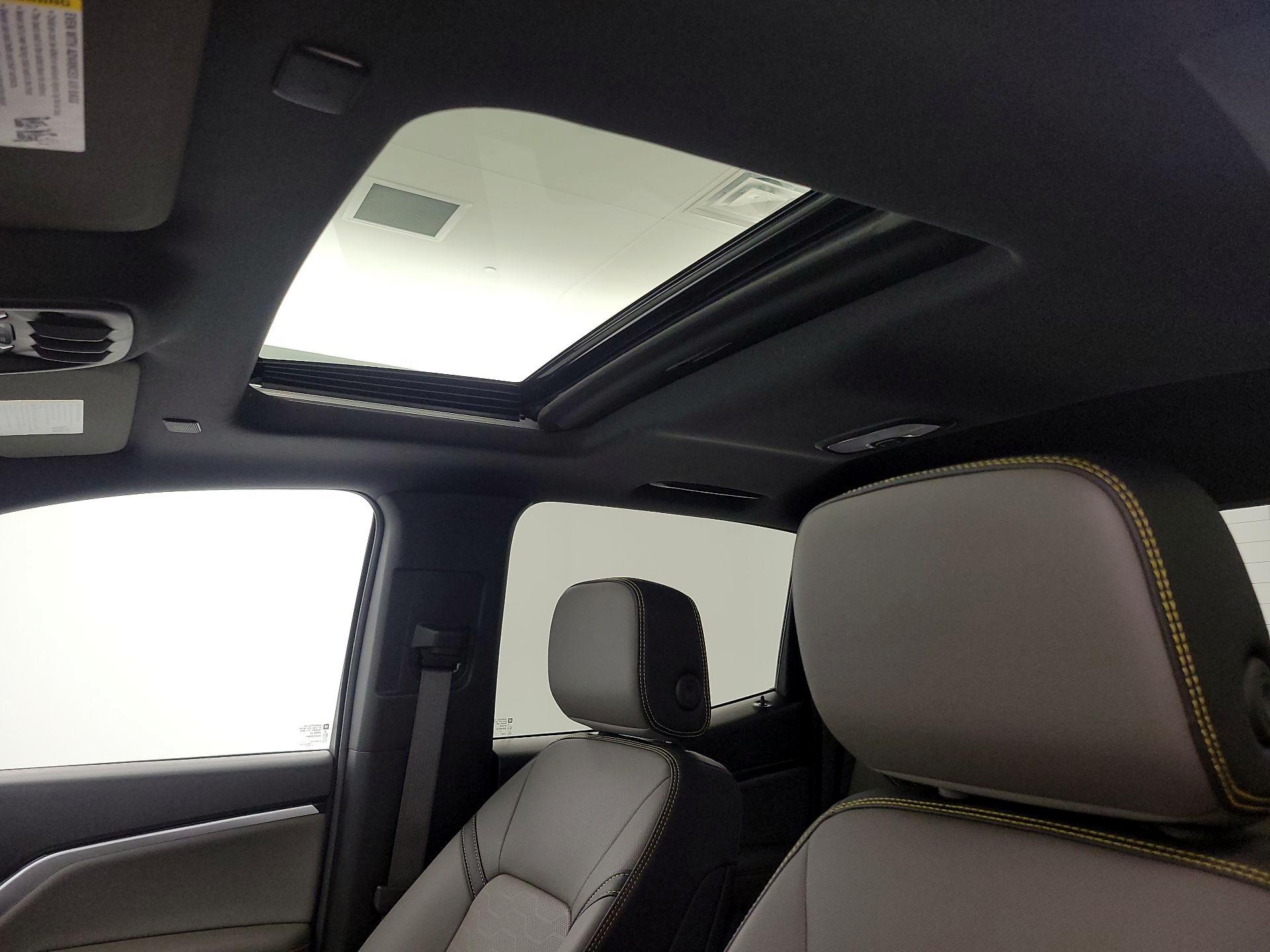 Thumbnail: 2026 Chevrolet Colorado - 19