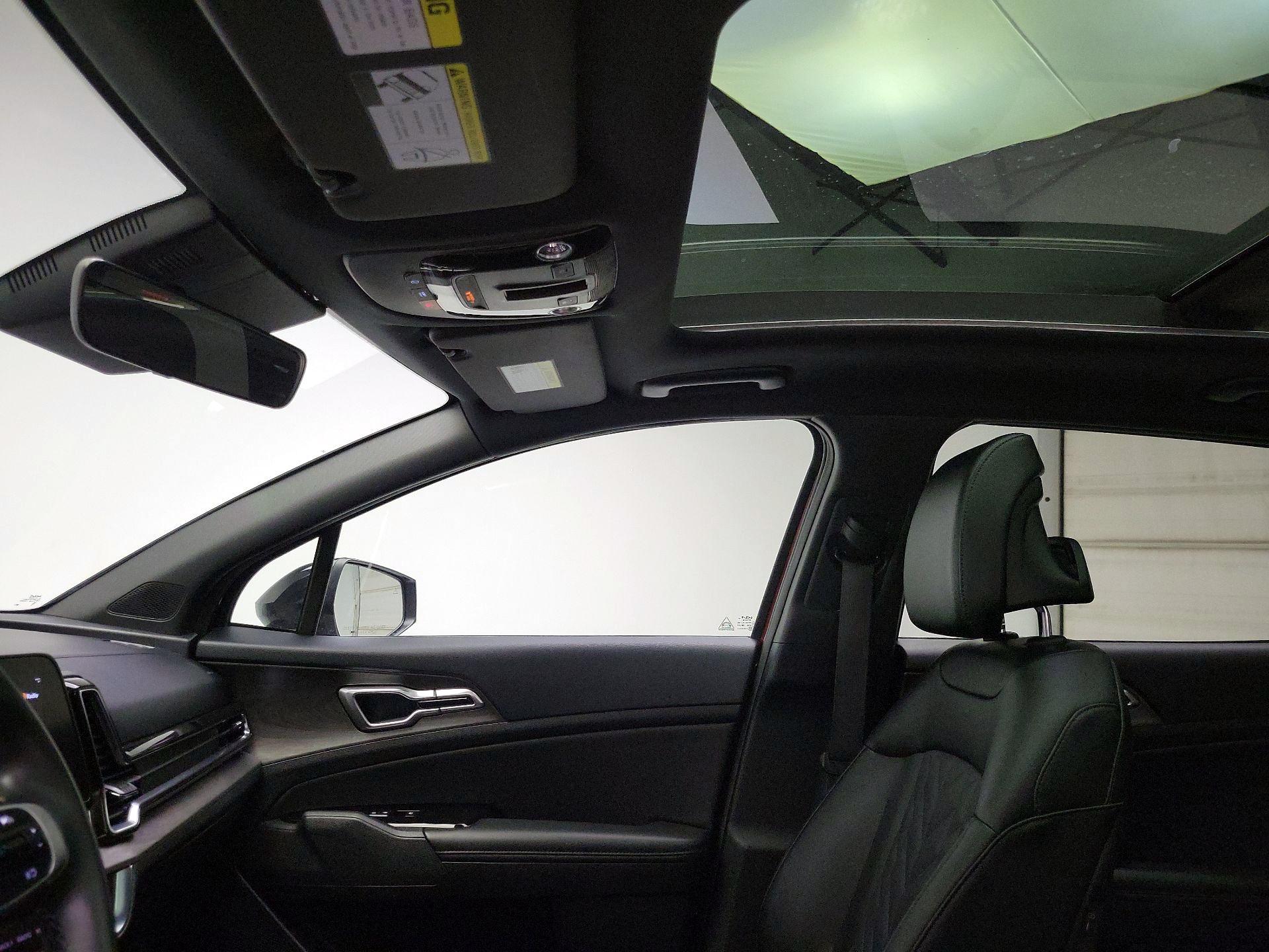 Thumbnail: 2023 Kia Sportage - 20