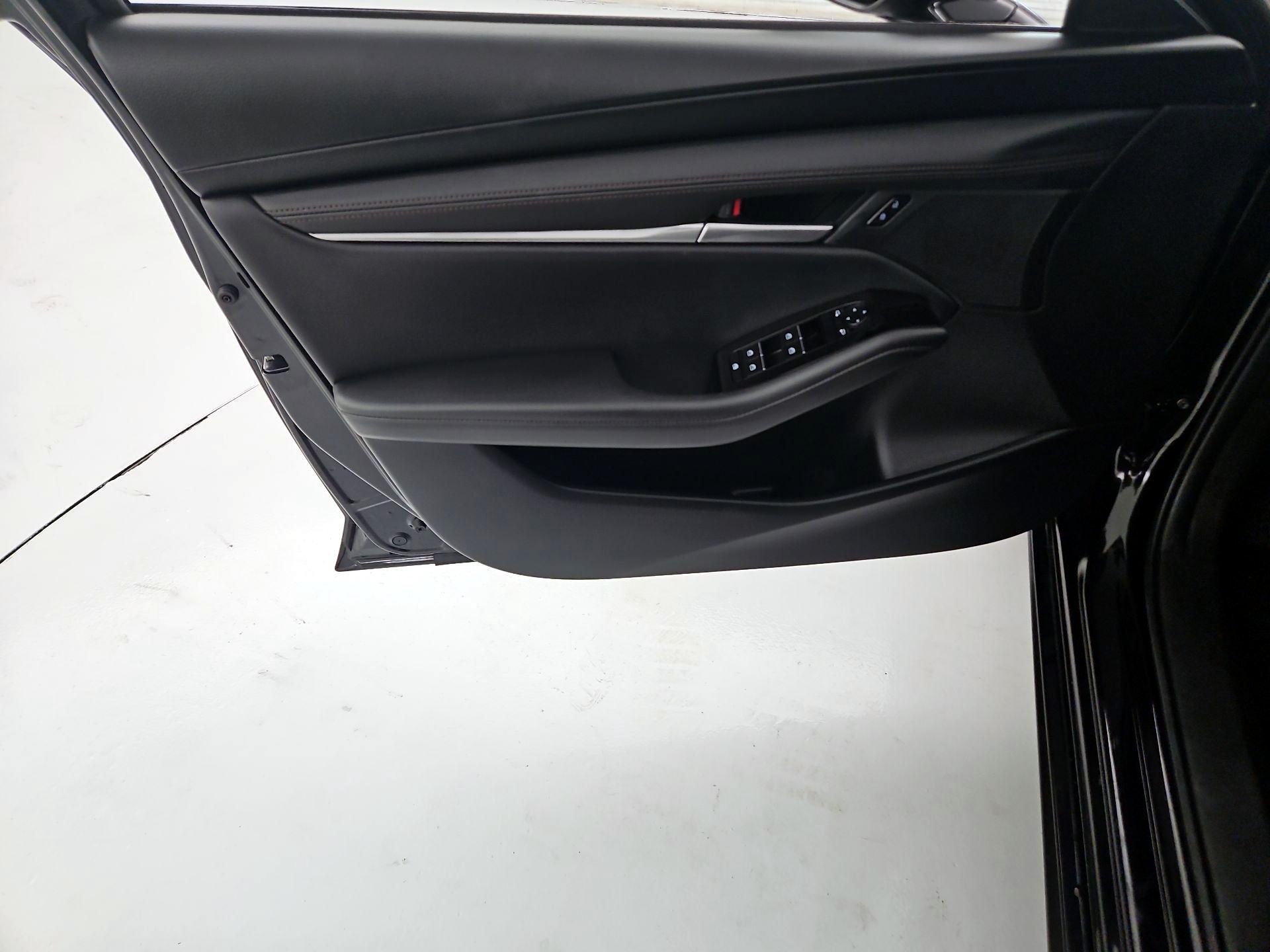 Thumbnail: 2025 Mazda Mazda3 - 12