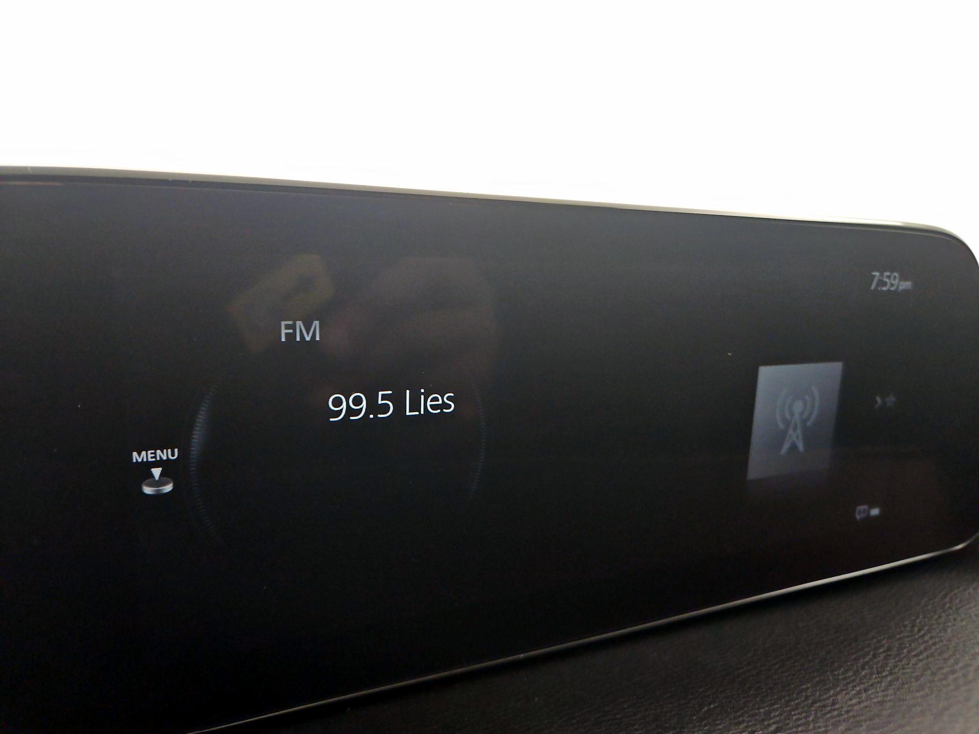 Thumbnail: 2025 Mazda Mazda3 - 15