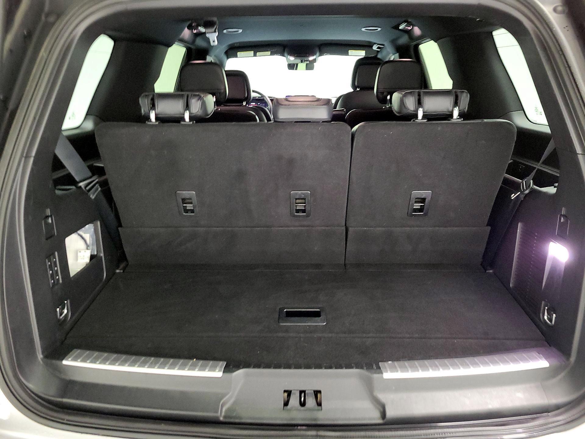 Thumbnail: 2019 Lincoln Navigator - 16