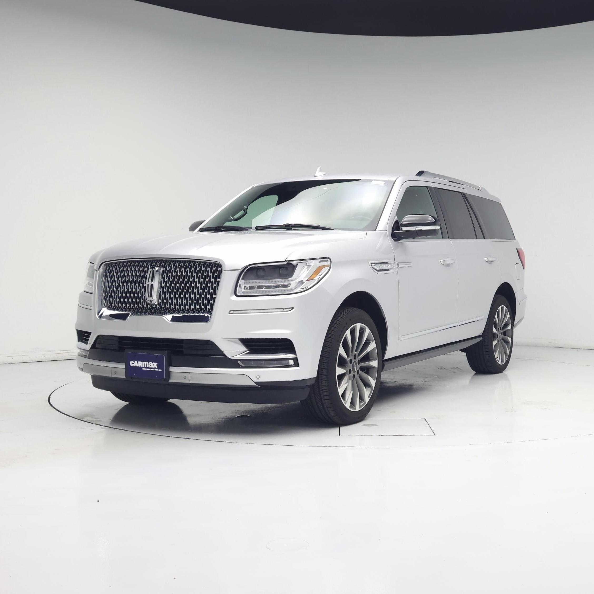 Thumbnail: 2019 Lincoln Navigator - 4
