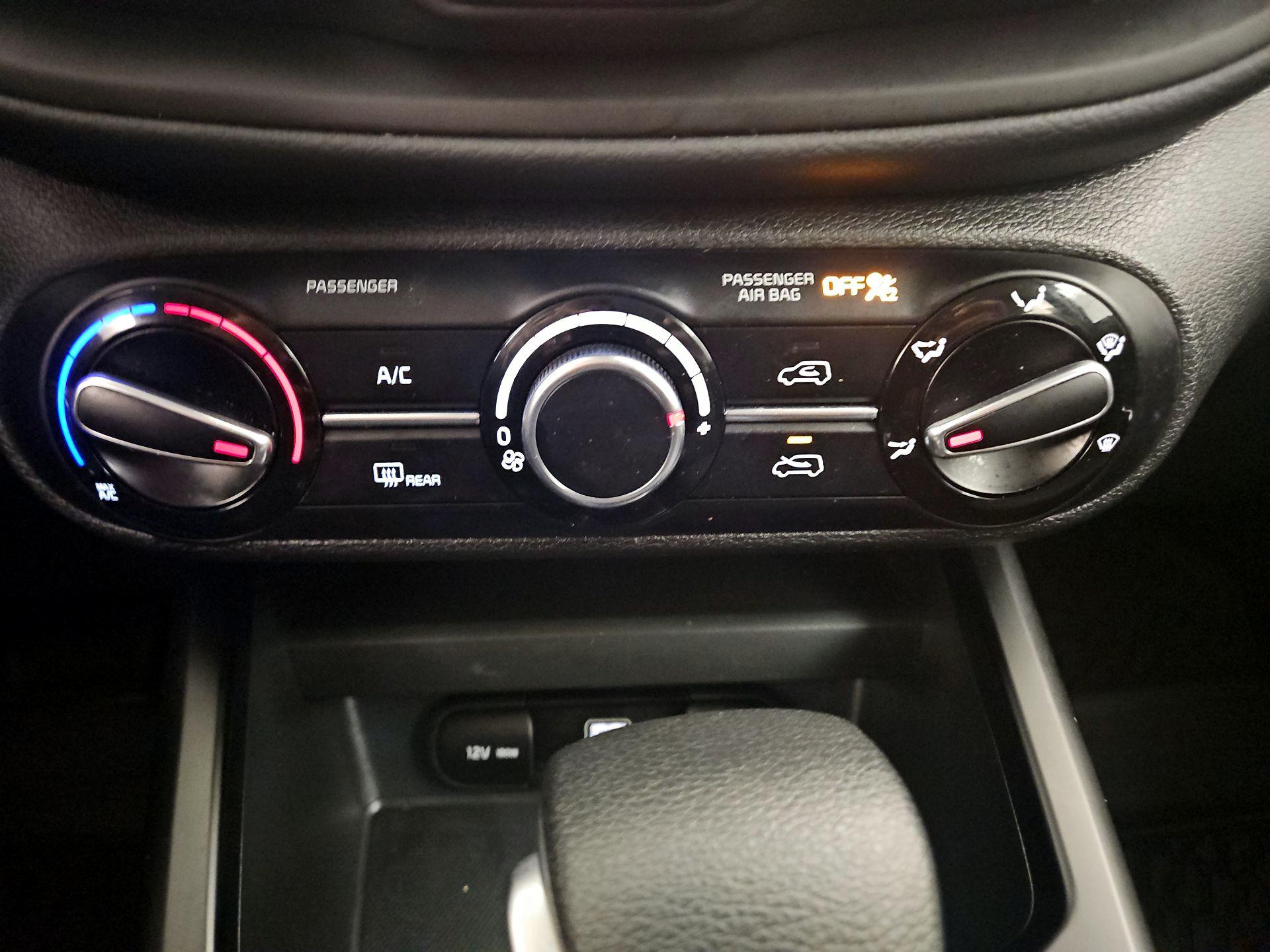 Thumbnail: 2024 Kia Soul - 16