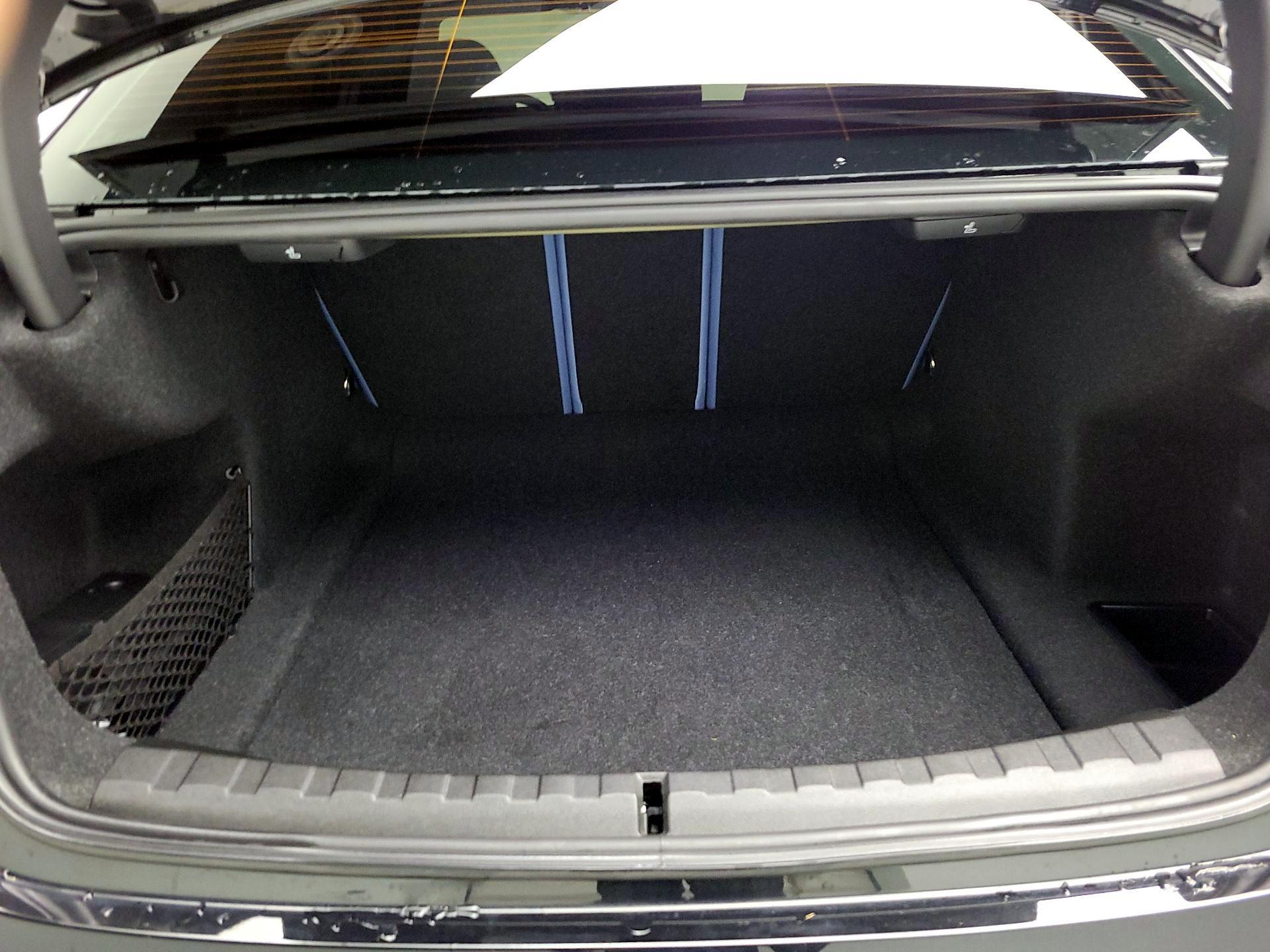 Thumbnail: 2025 BMW M3 - 16