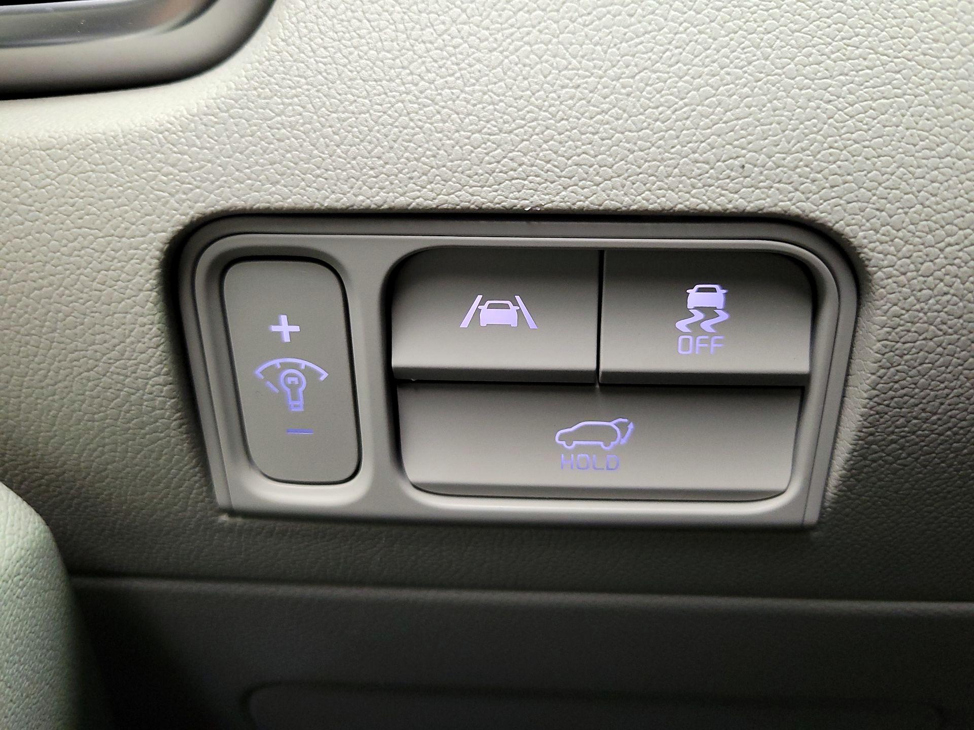 Thumbnail: 2023 Kia Sorento - 13