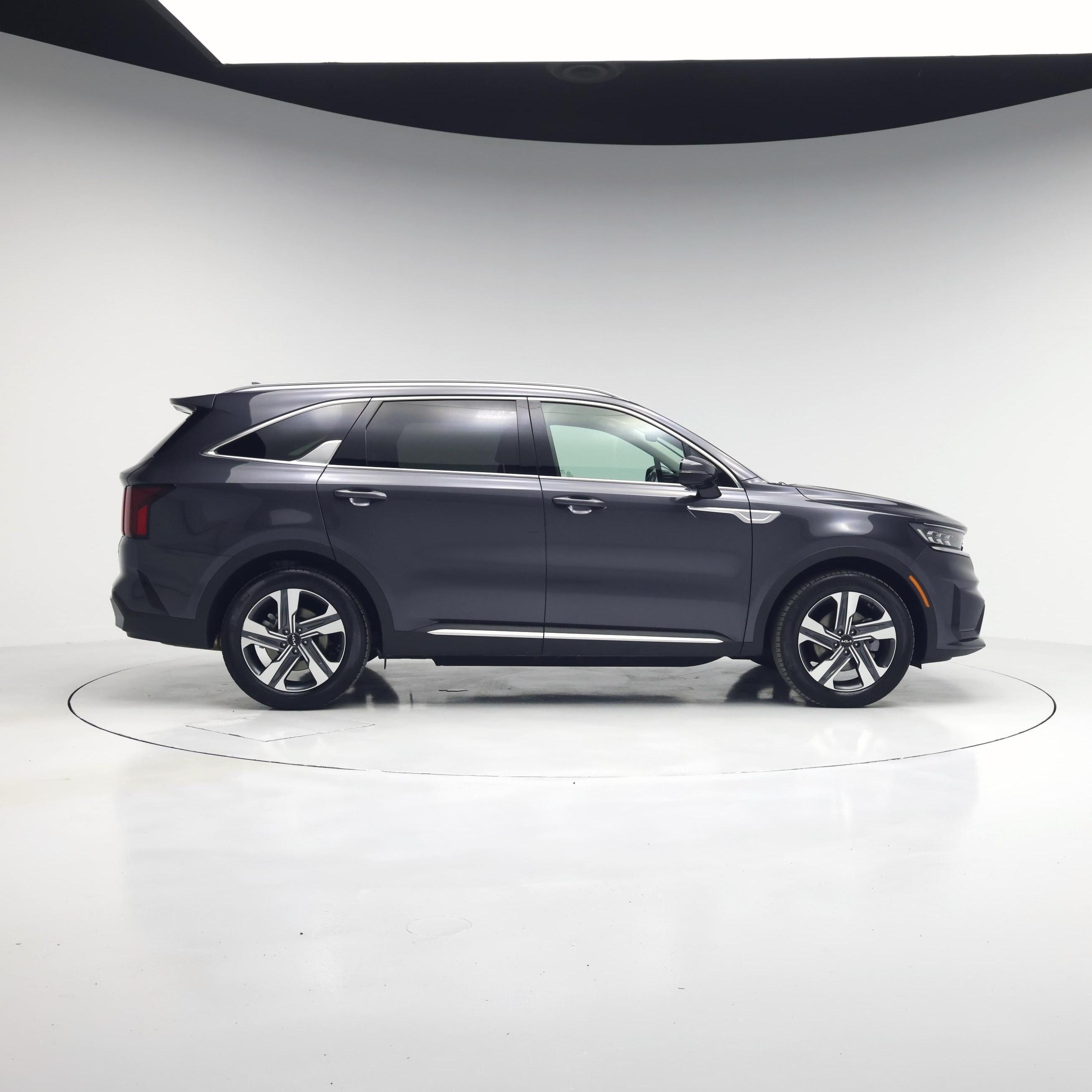 Thumbnail: 2023 Kia Sorento - 7