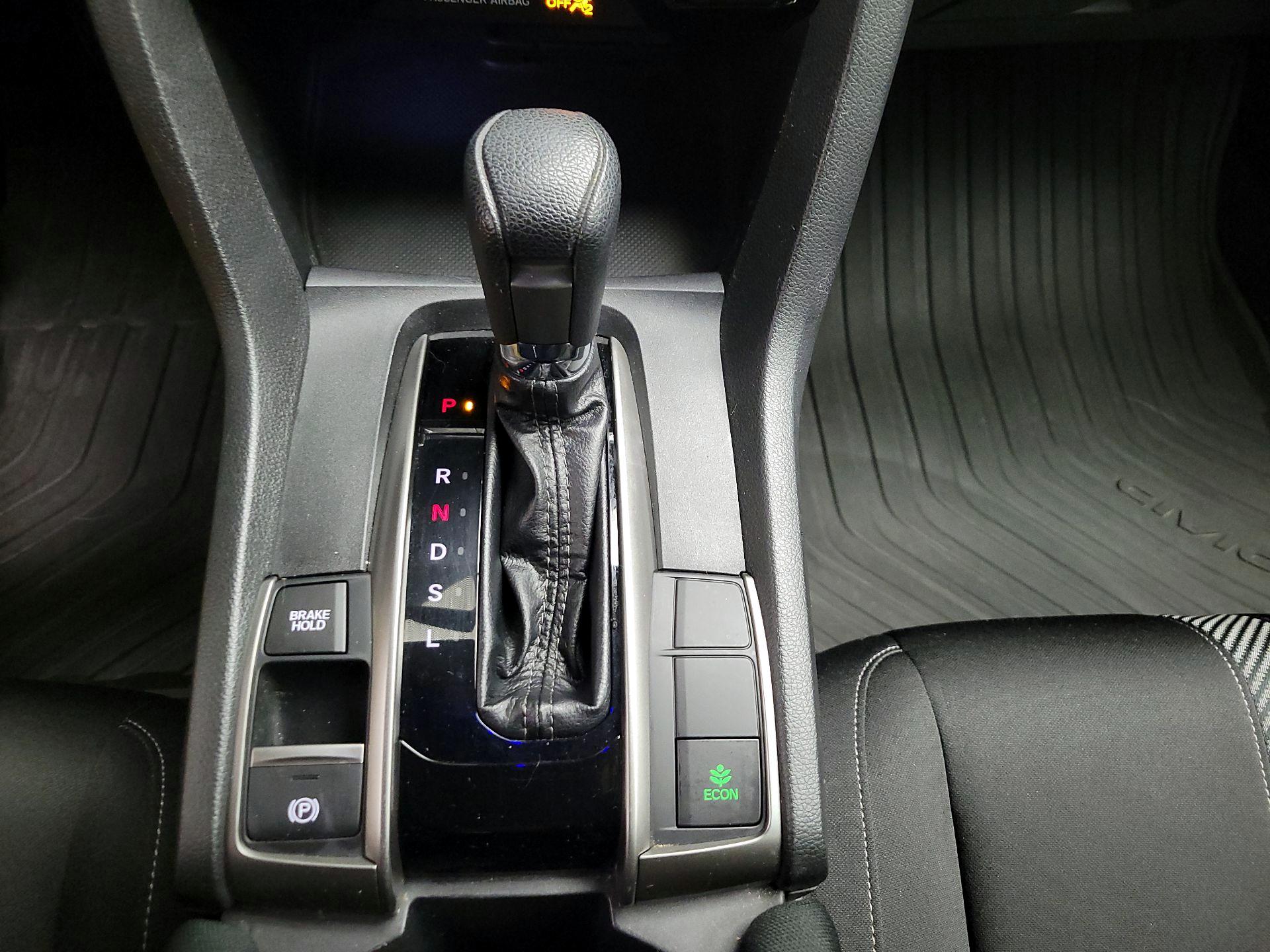 Thumbnail: 2019 Honda Civic - 17