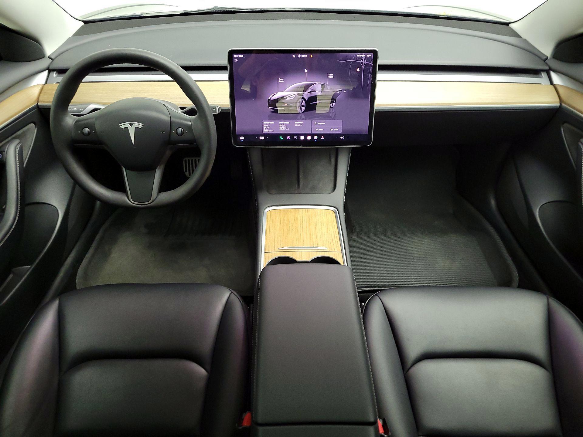 Thumbnail: 2023 Tesla Model 3 - 9