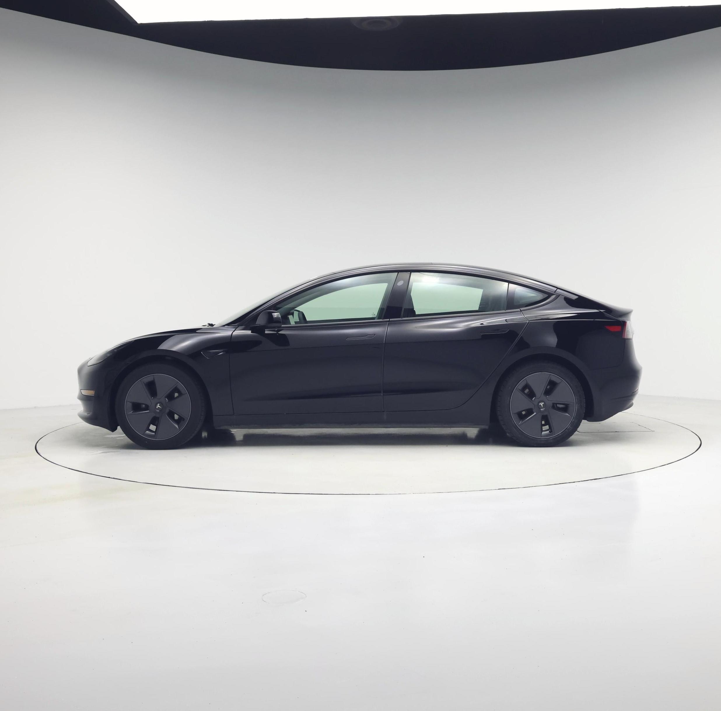 Thumbnail: 2023 Tesla Model 3 - 3