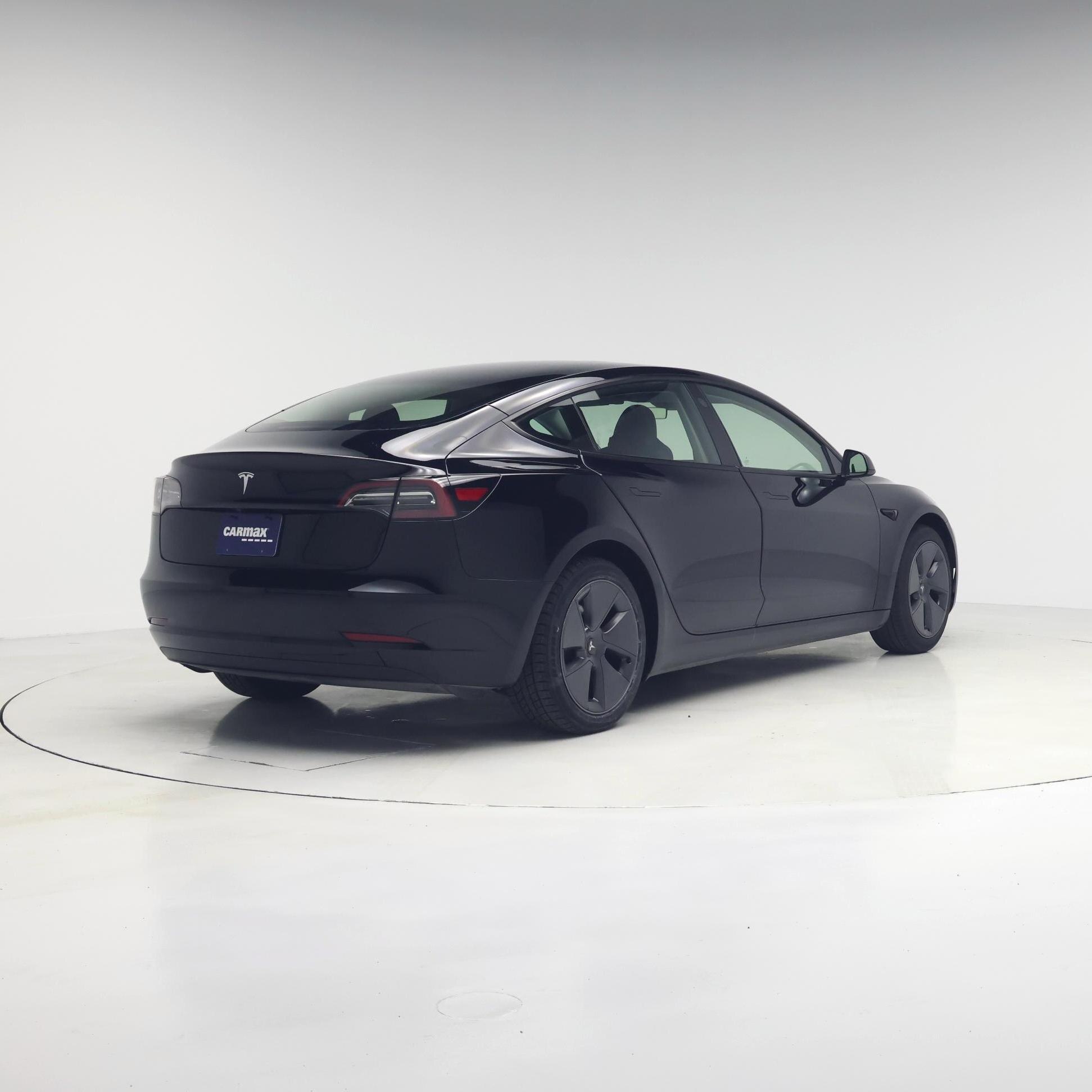 Thumbnail: 2023 Tesla Model 3 - 8