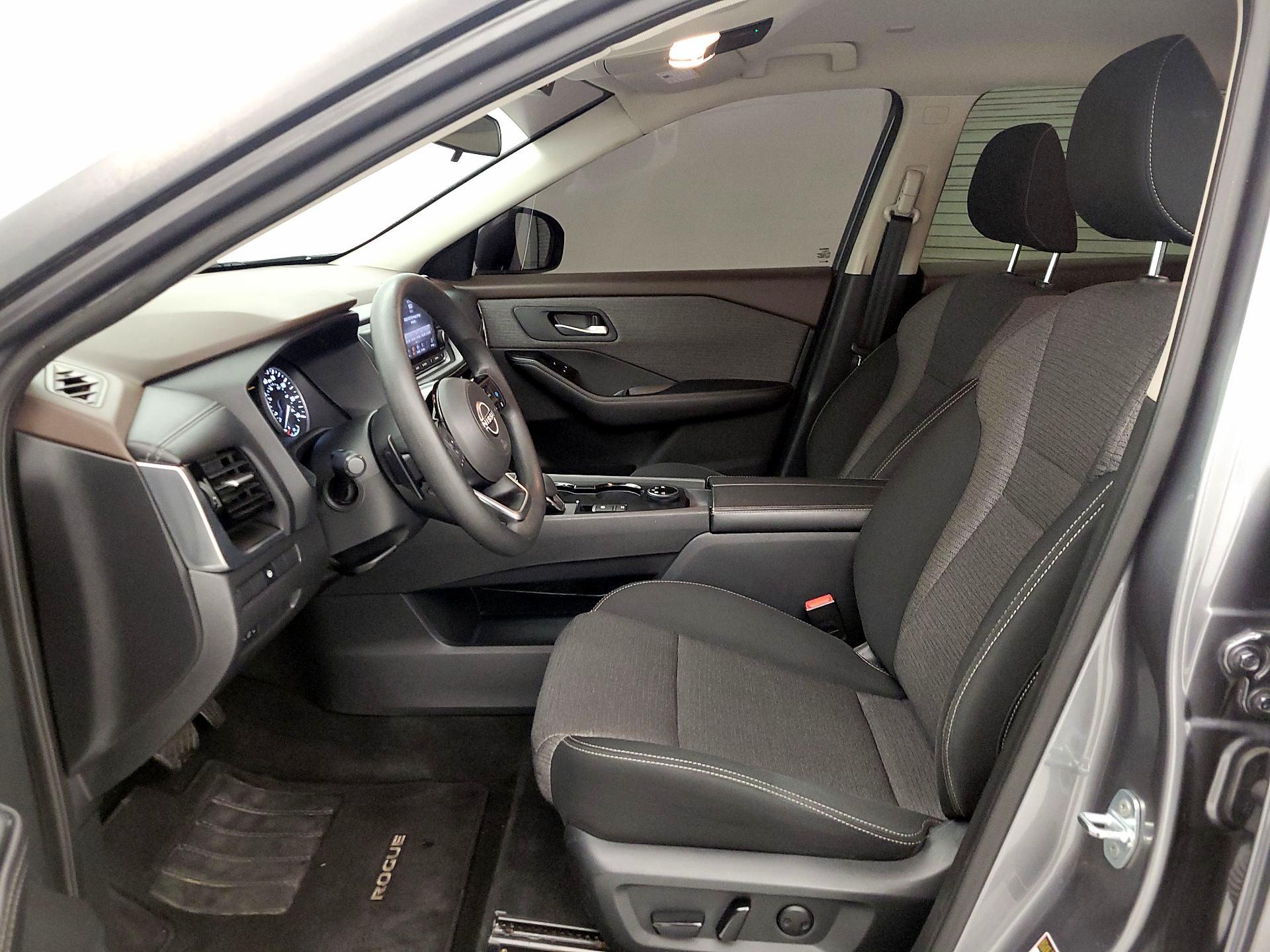 Thumbnail: 2022 Nissan Rogue - 11