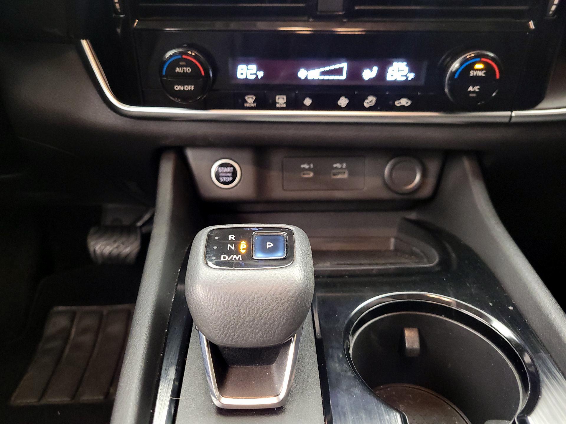 Thumbnail: 2022 Nissan Rogue - 17