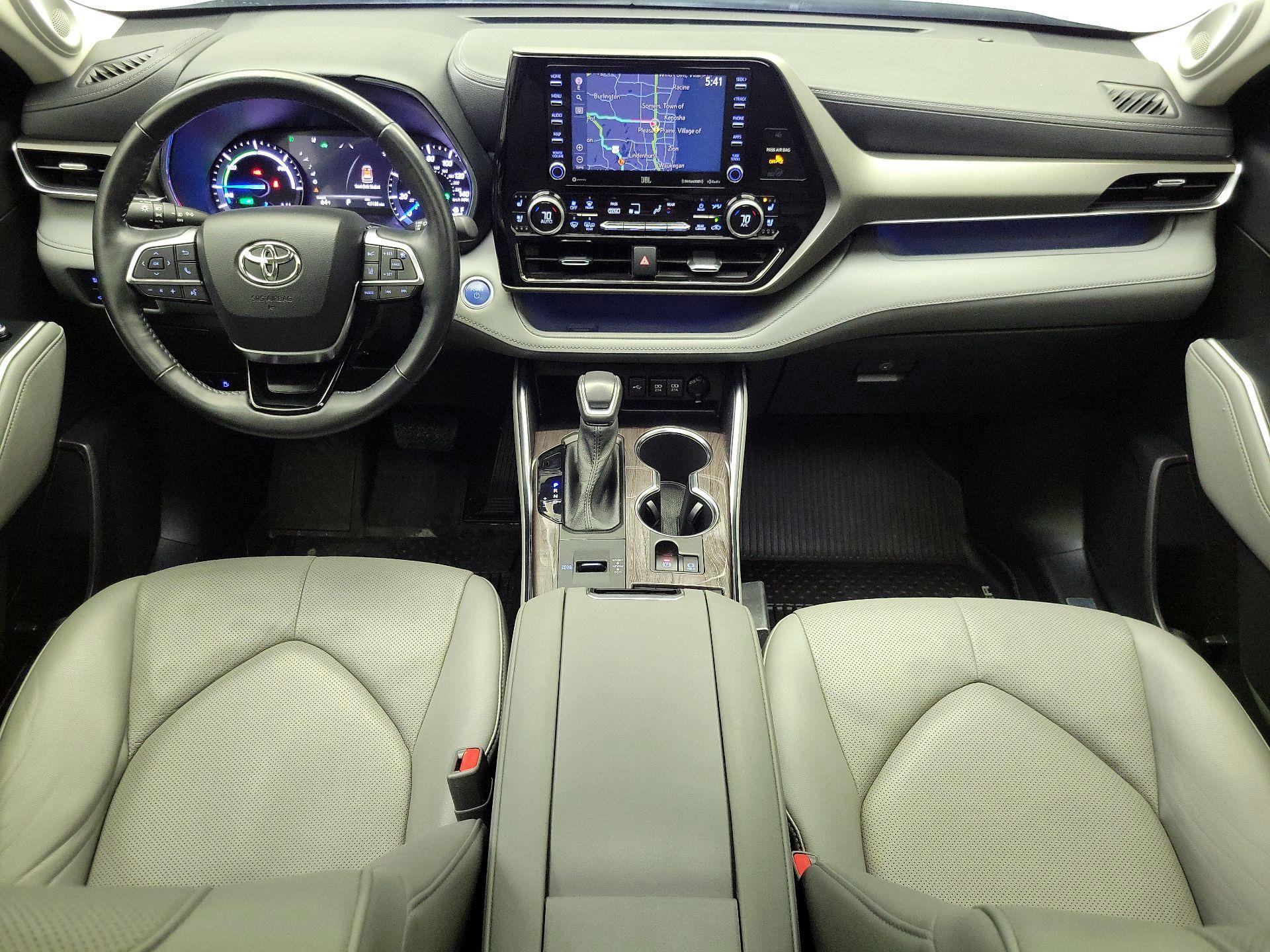 Thumbnail: 2021 Toyota Highlander - 9