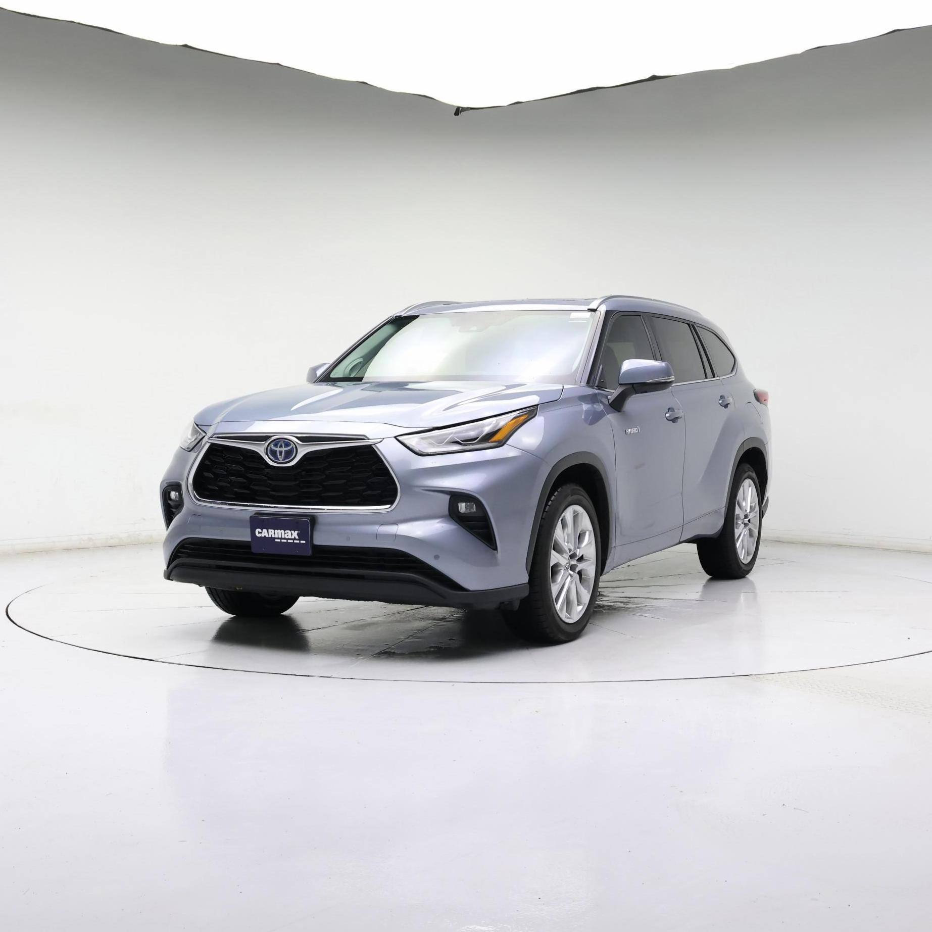 Thumbnail: 2021 Toyota Highlander - 4