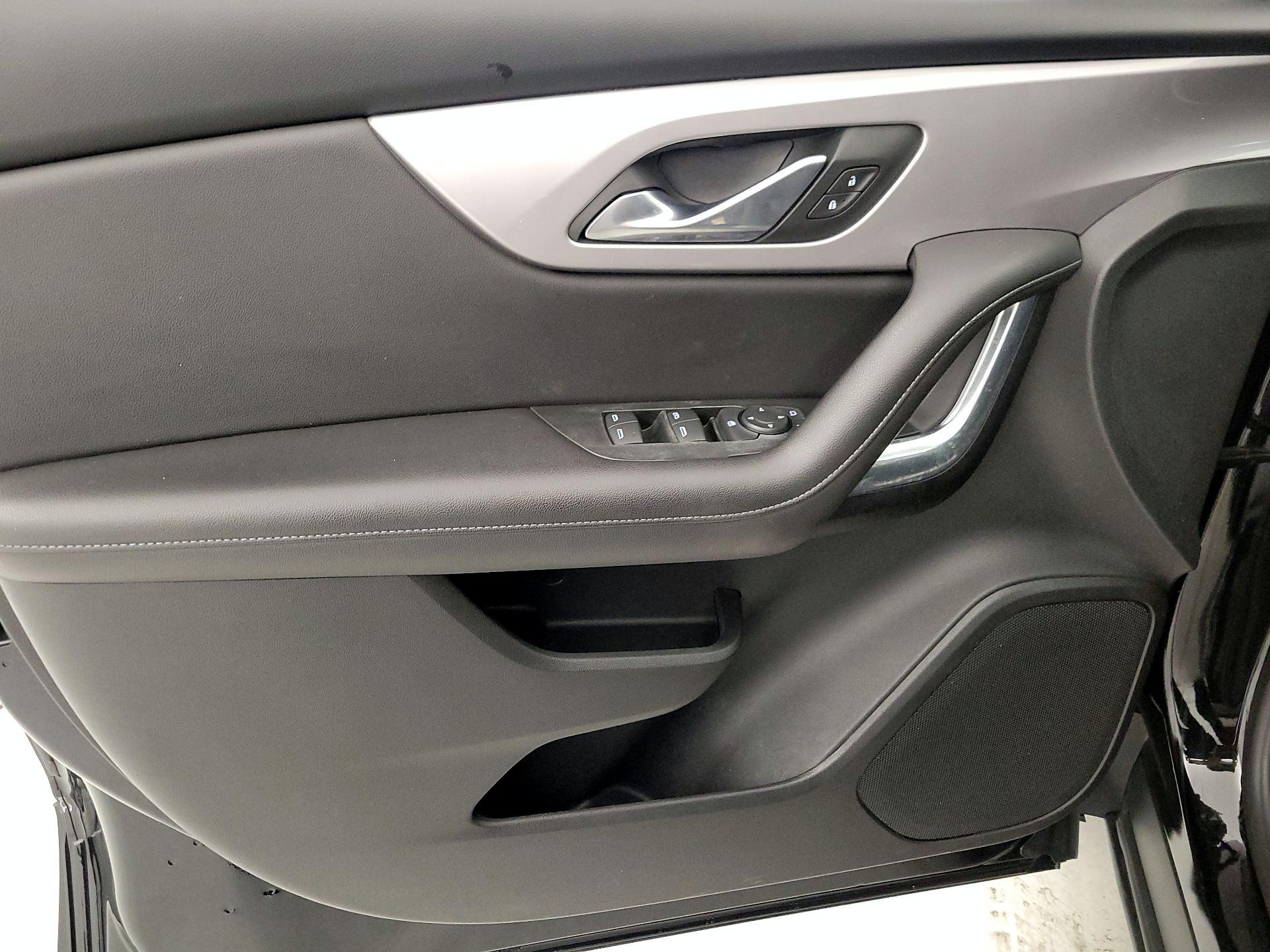 Thumbnail: 2021 Chevrolet Blazer - 12