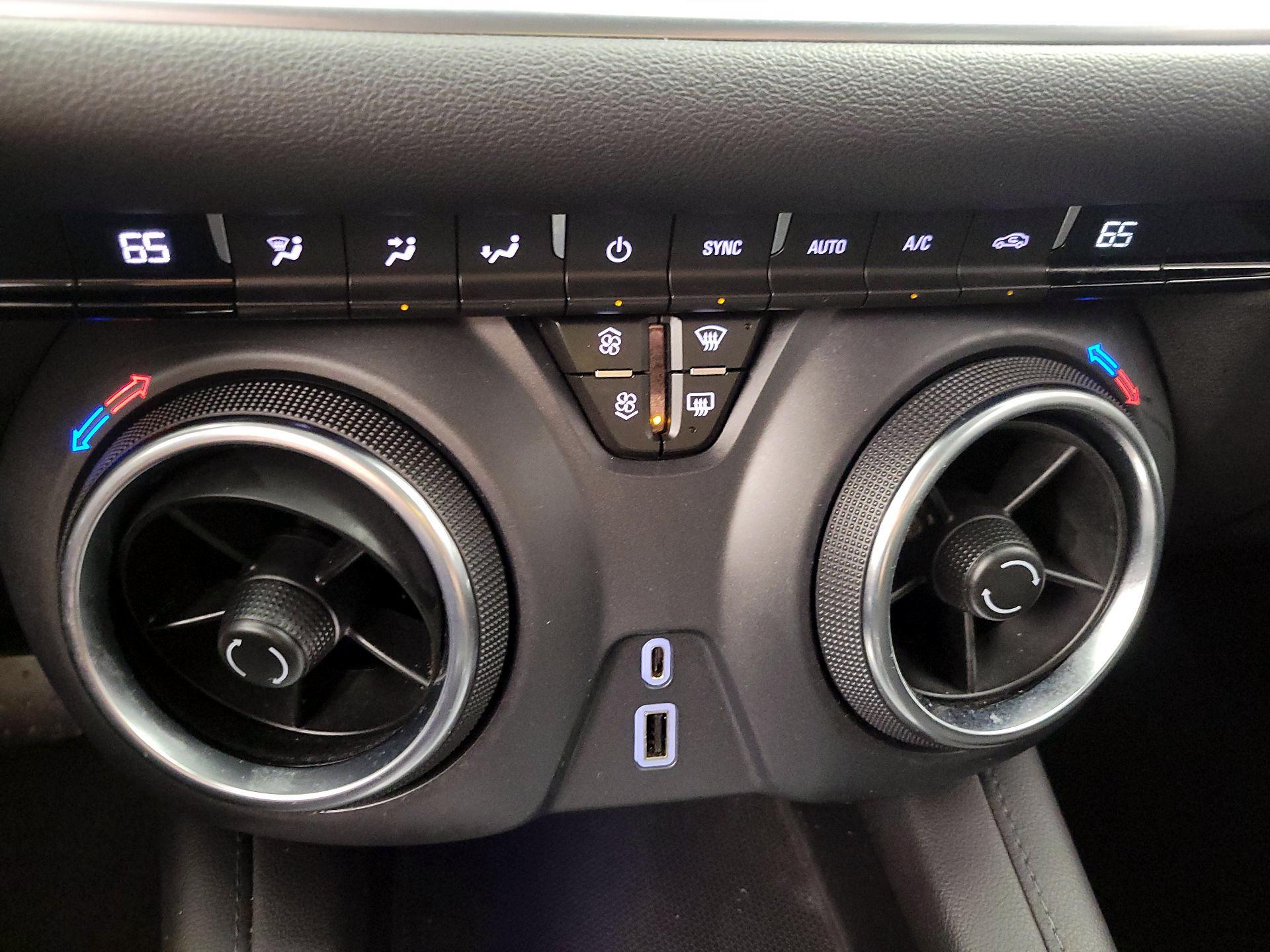 Thumbnail: 2021 Chevrolet Blazer - 16