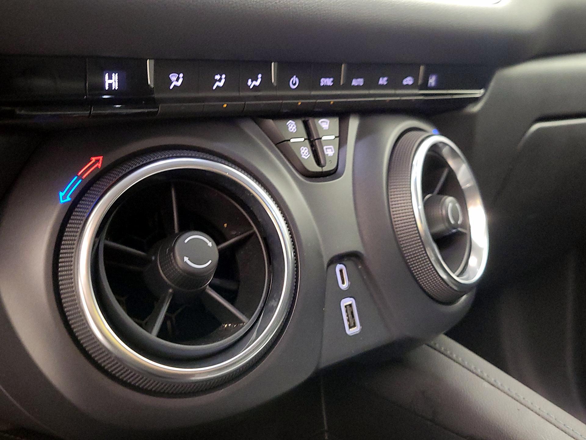 Thumbnail: 2020 Chevrolet Blazer - 16