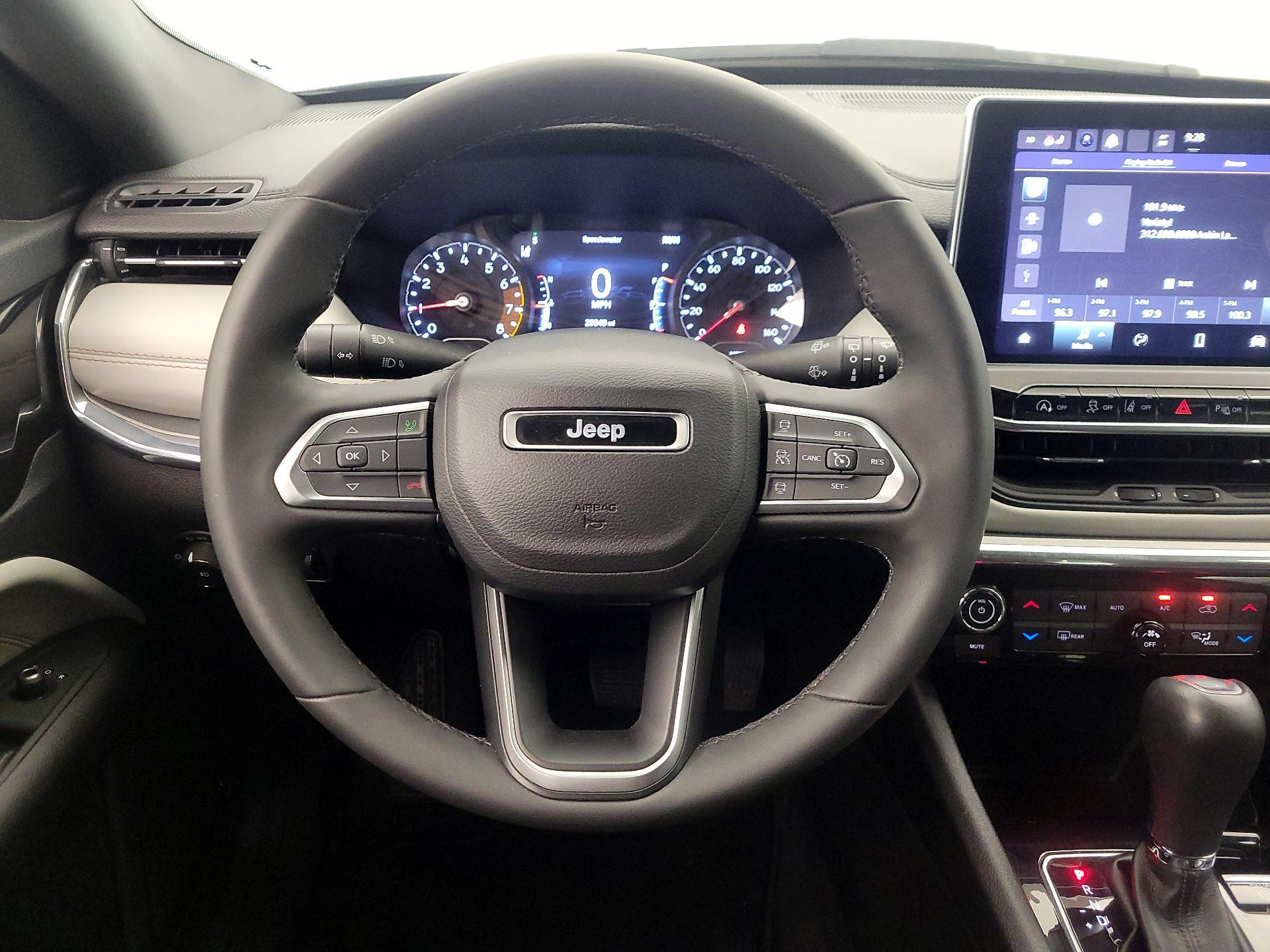 Thumbnail: 2023 Jeep Compass - 10