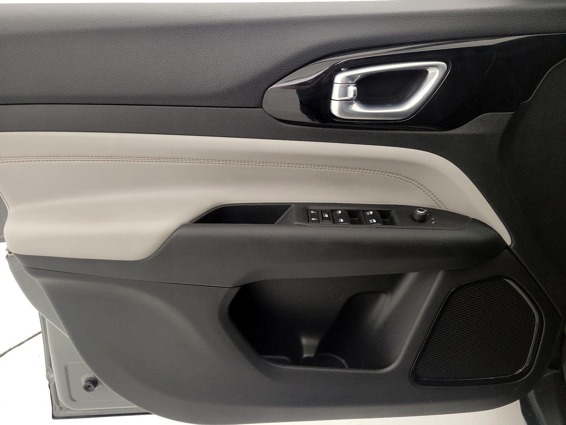 Thumbnail: 2023 Jeep Compass - 12