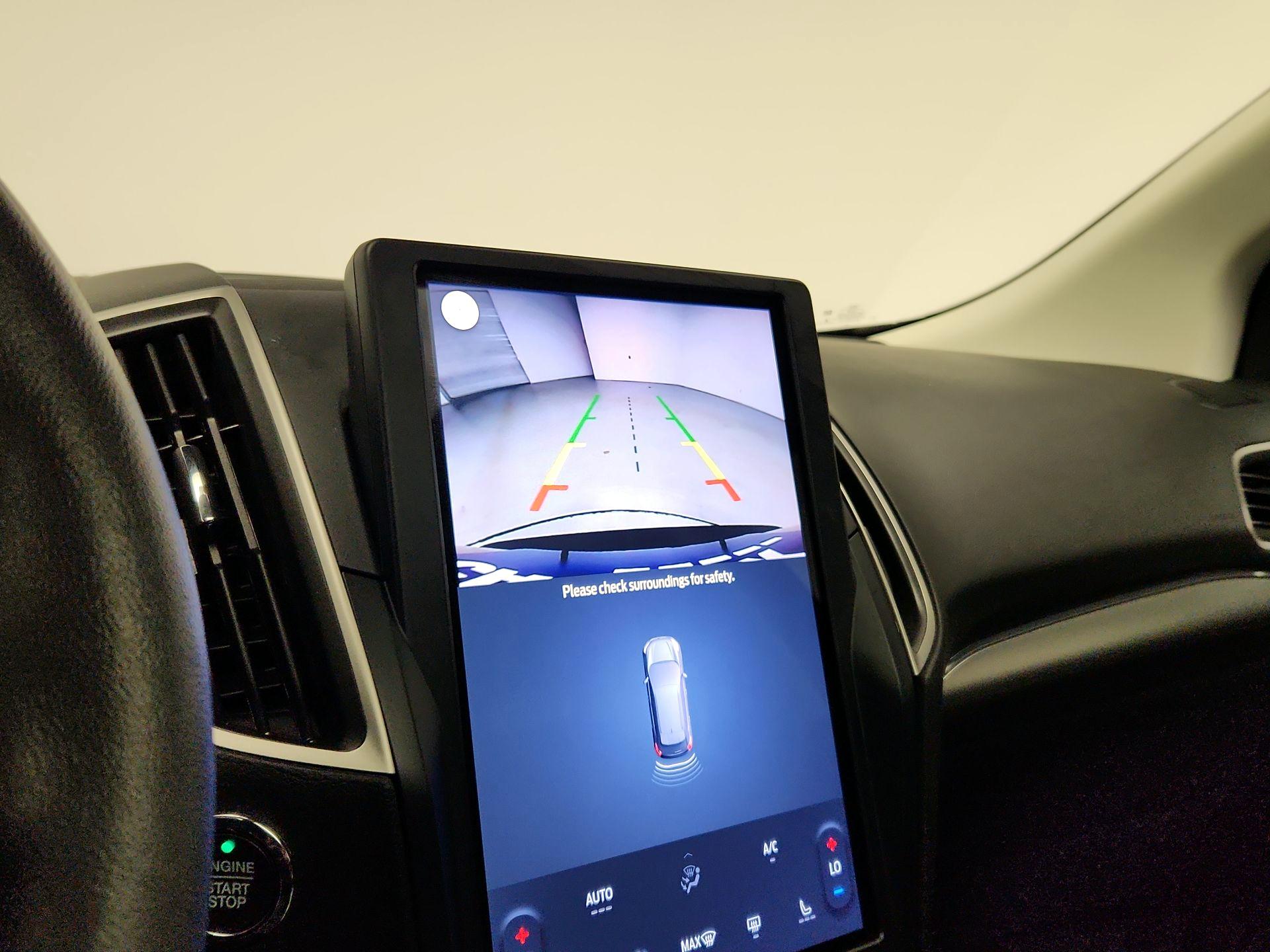 Thumbnail: 2022 Ford Edge - 14