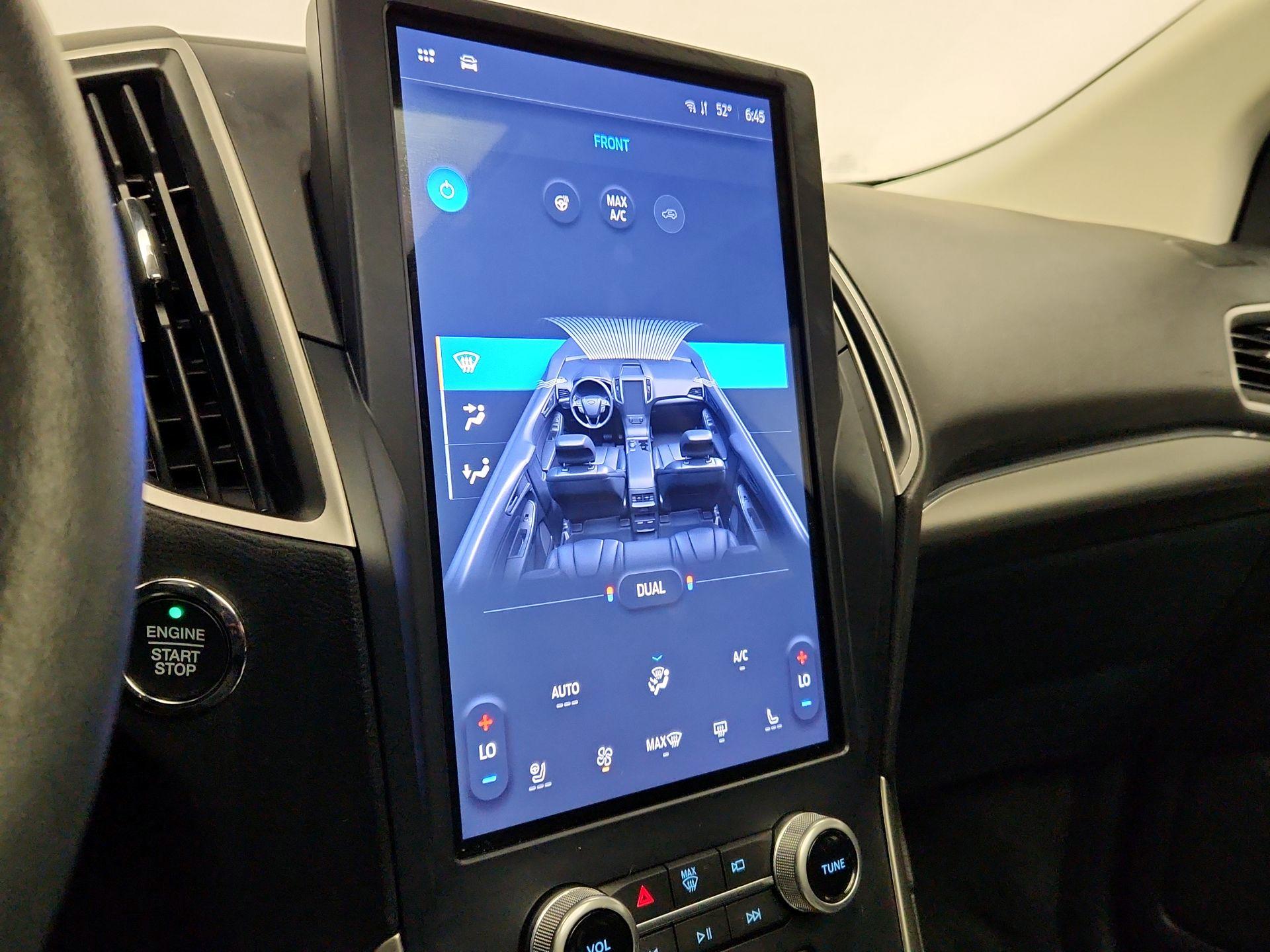 Thumbnail: 2022 Ford Edge - 16