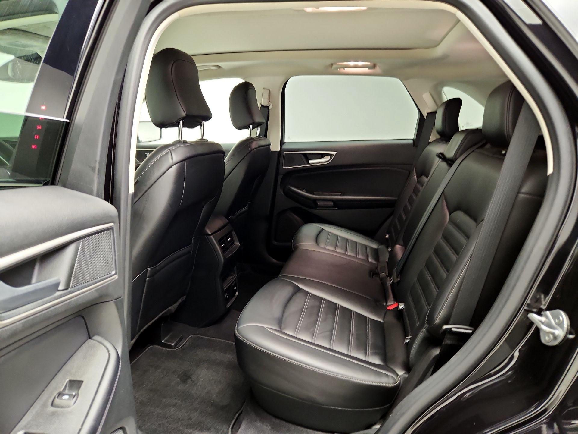 Thumbnail: 2022 Ford Edge - 20