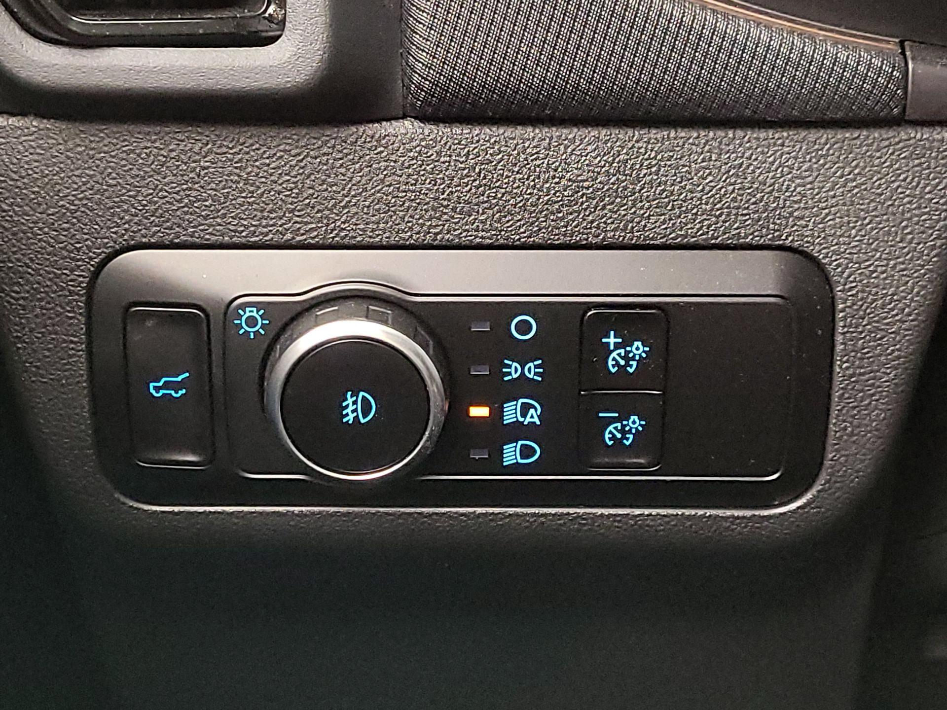 Thumbnail: 2023 Ford Bronco Sport - 13