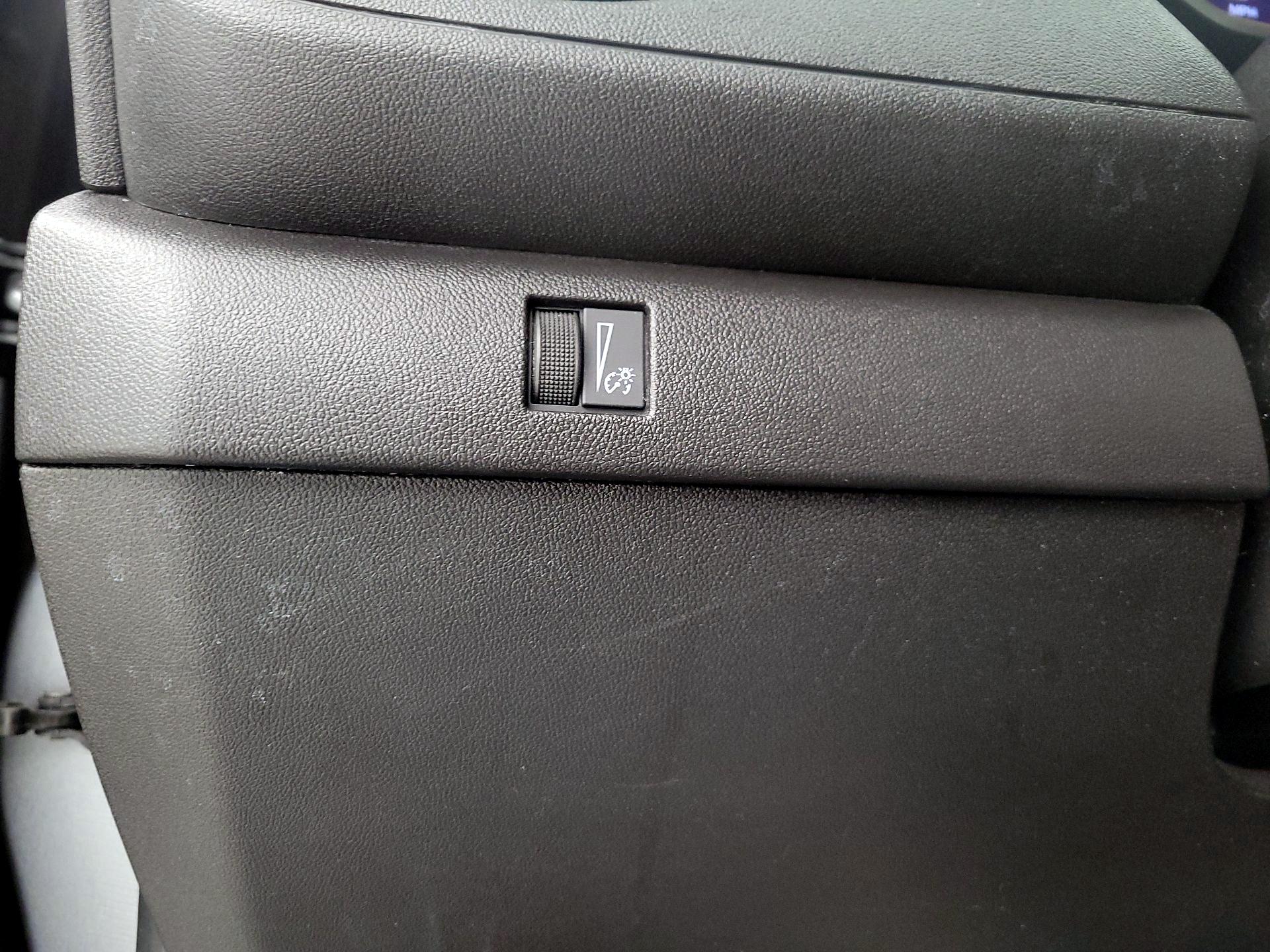 Thumbnail: 2023 Chevrolet Colorado - 13