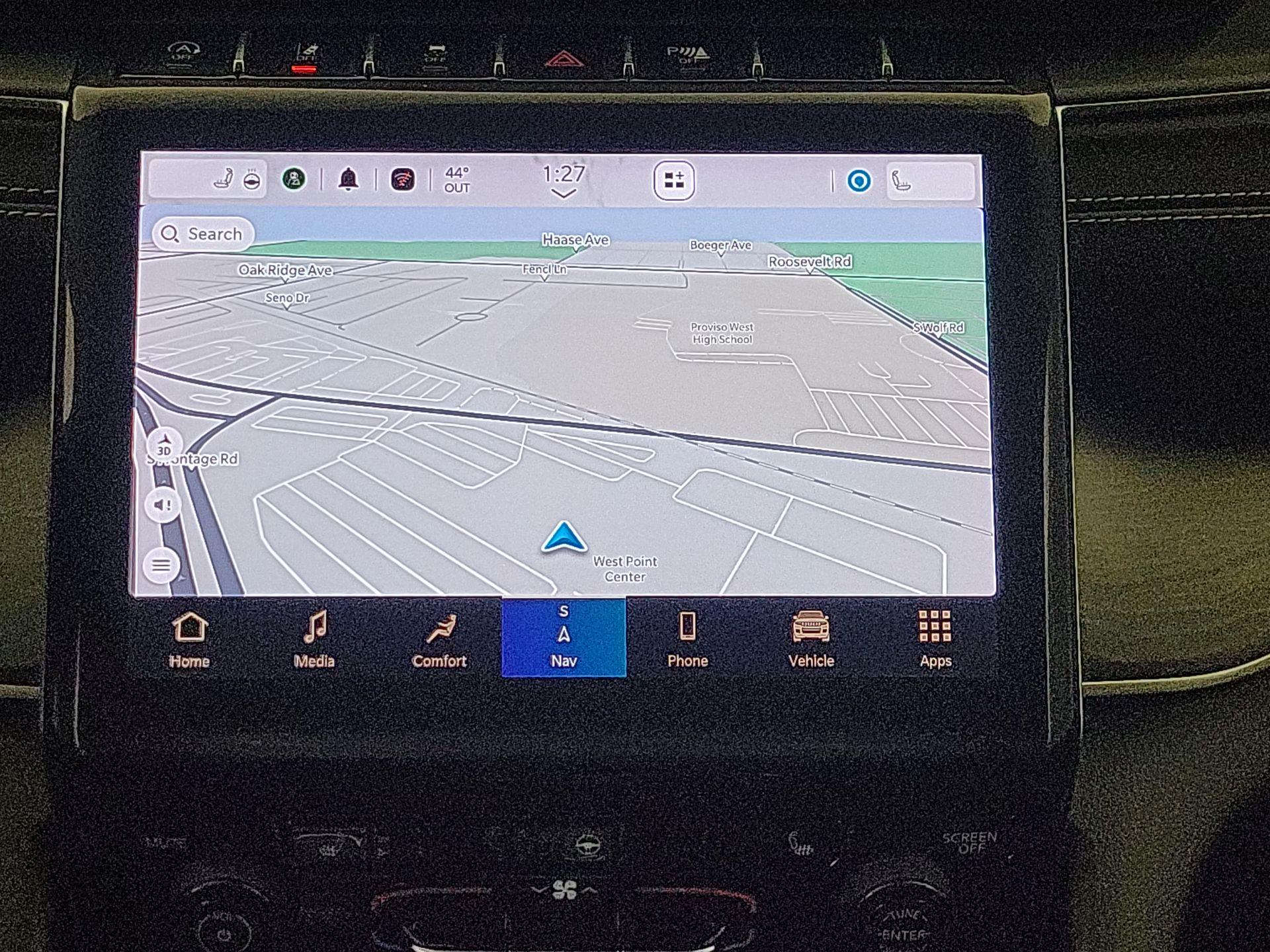 Thumbnail: 2023 Jeep Grand Cherokee - 14