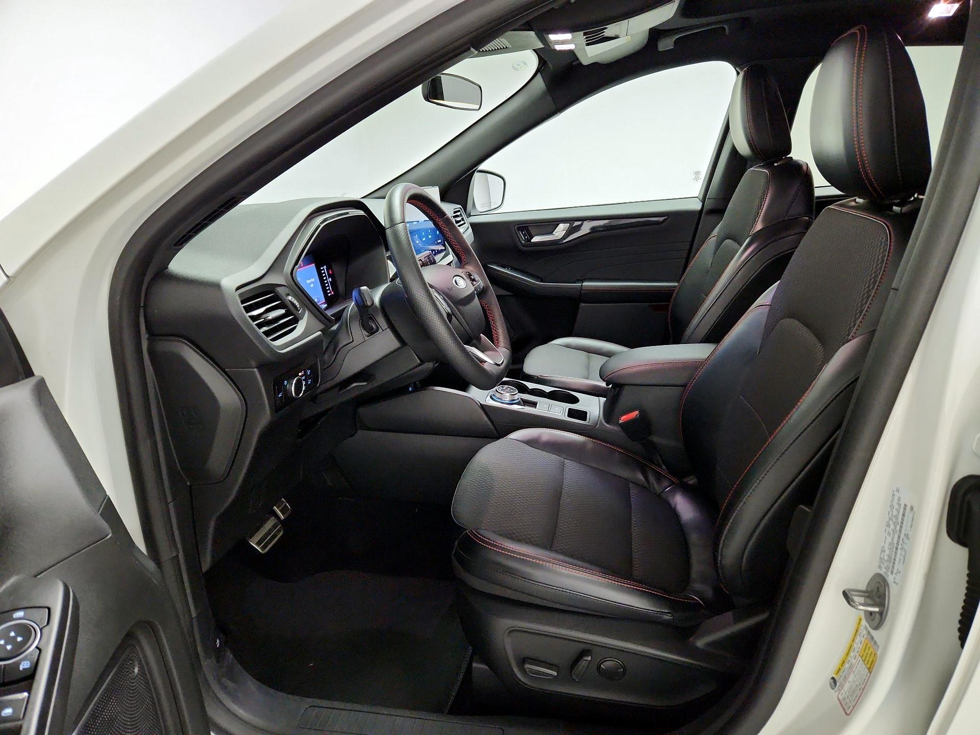 Thumbnail: 2023 Ford Escape - 11