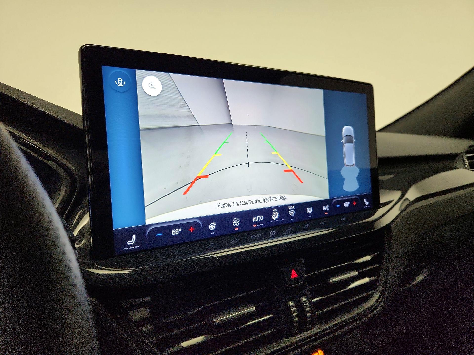 Thumbnail: 2023 Ford Escape - 15