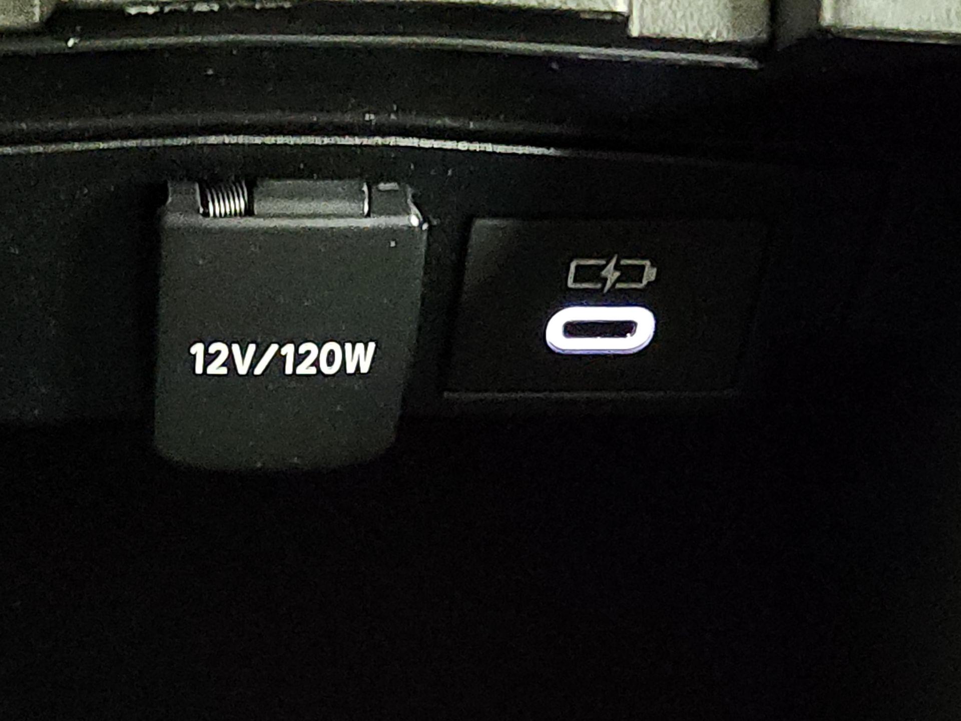 Thumbnail: 2025 Toyota Corolla - 18